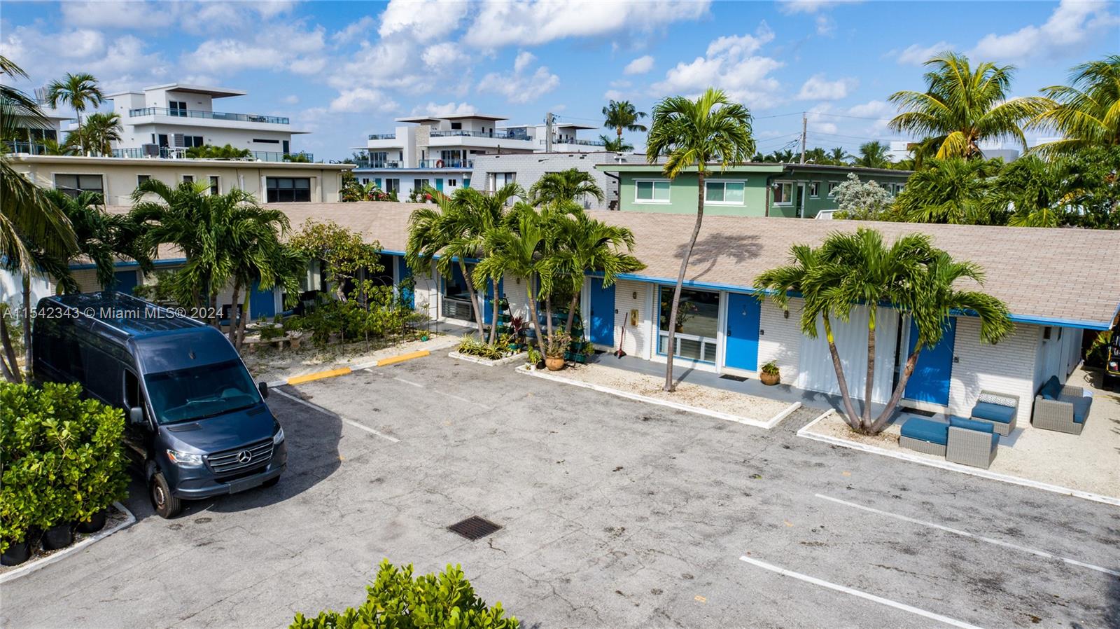 333 Palm St, Hollywood, Florida 33019, ,Commercialsale,For Sale,333 Palm St,A11542343