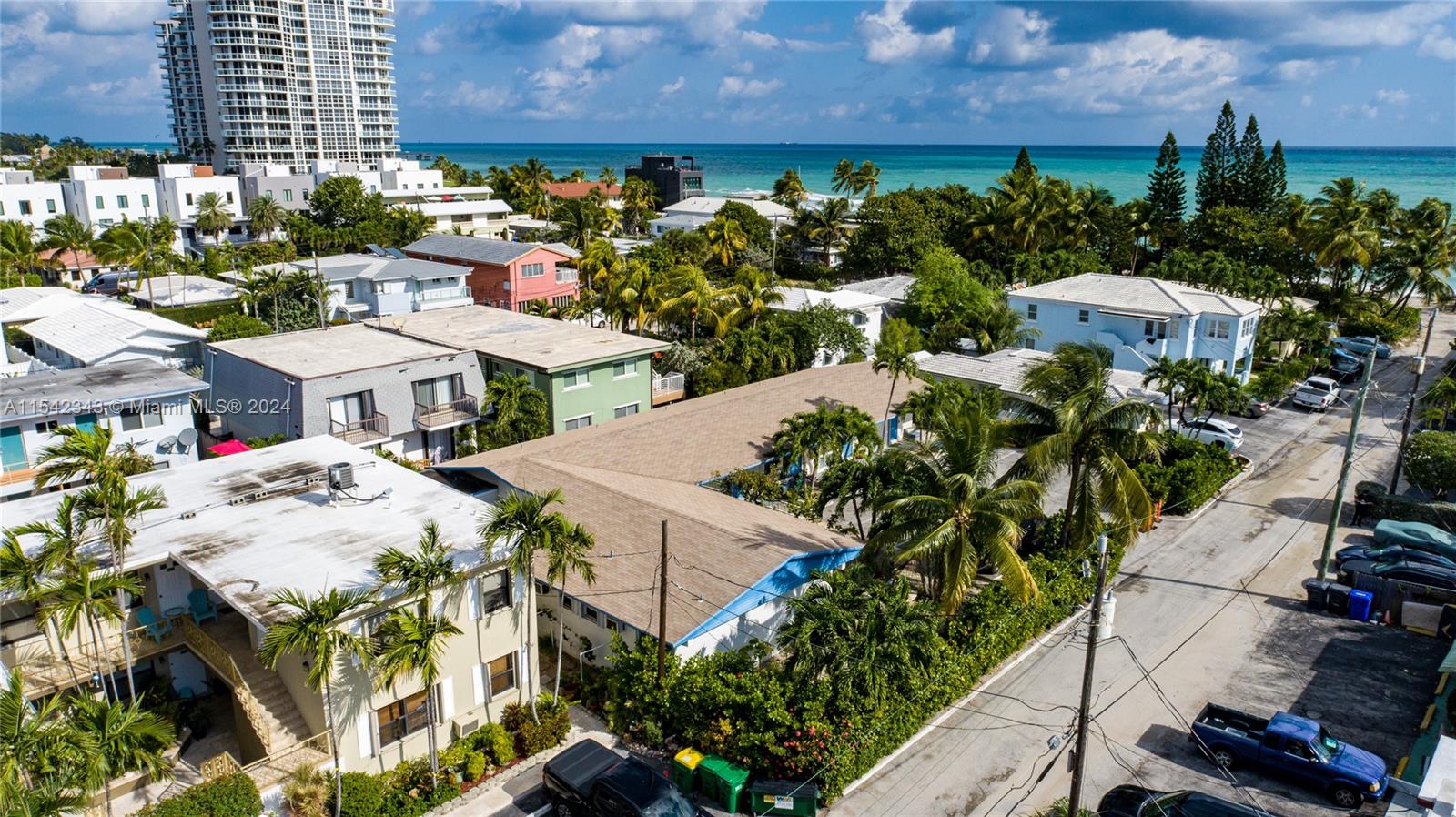 333 Palm St, Hollywood, Florida 33019, ,Commercialsale,For Sale,333 Palm St,A11542343