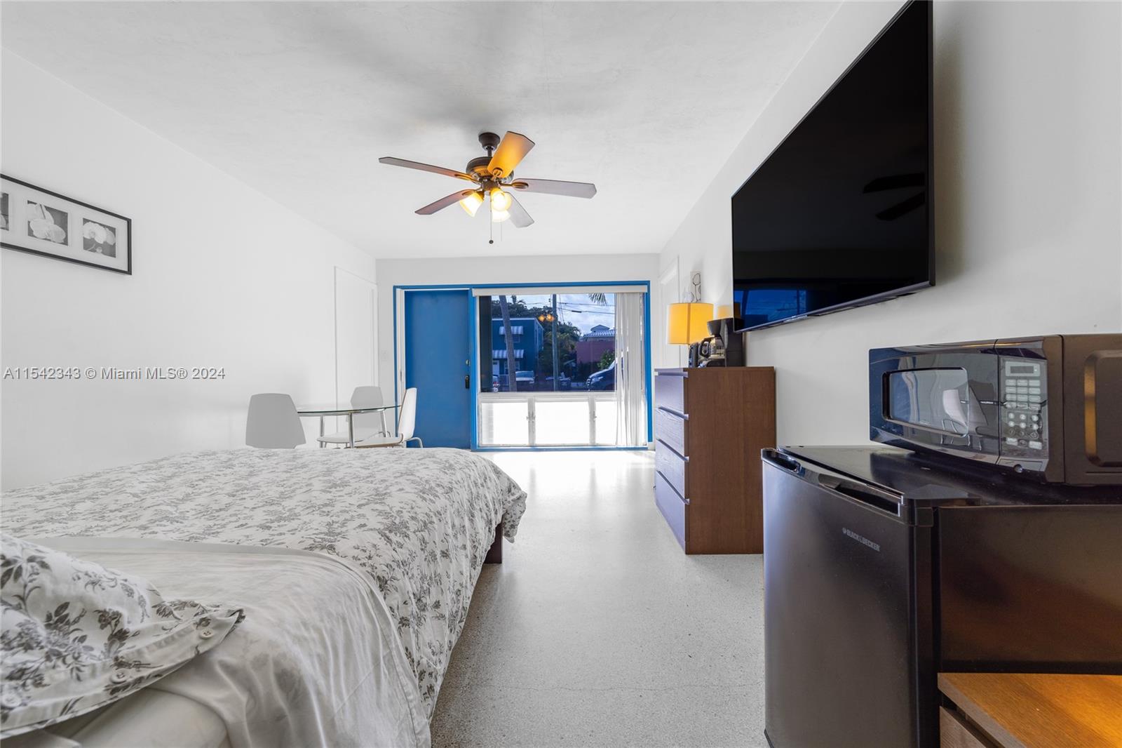 333 Palm St, Hollywood, Florida 33019, ,Commercialsale,For Sale,333 Palm St,A11542343