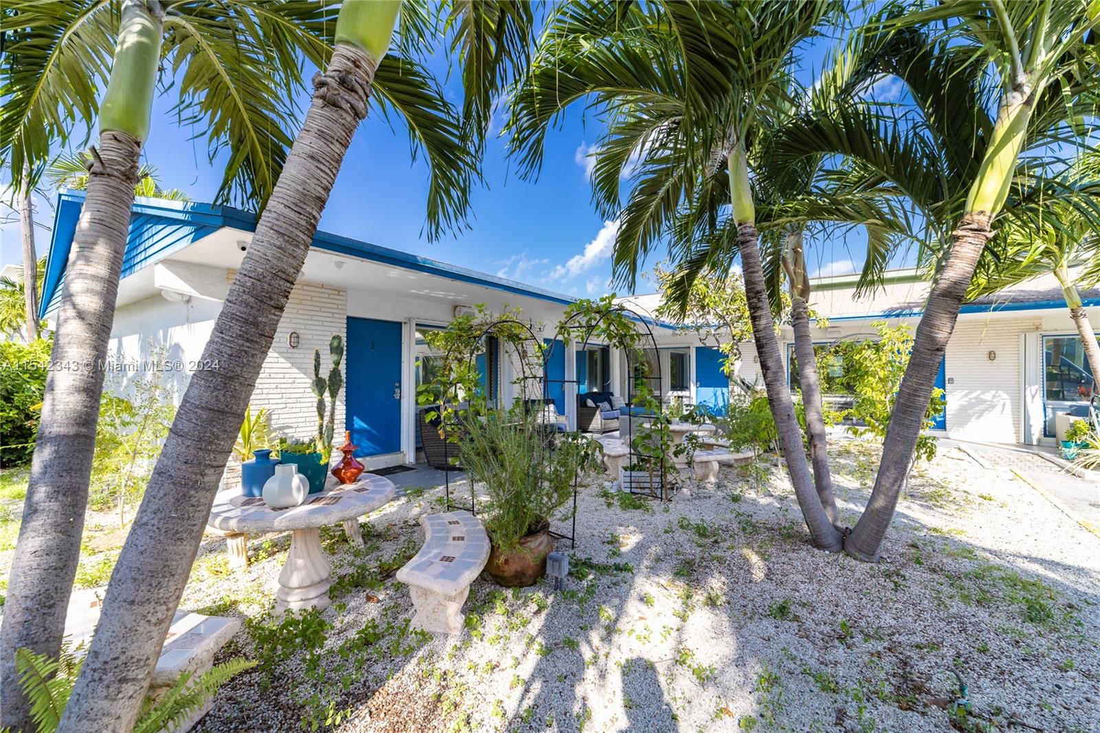 333 Palm St, Hollywood, Florida 33019, ,Commercialsale,For Sale,333 Palm St,A11542343