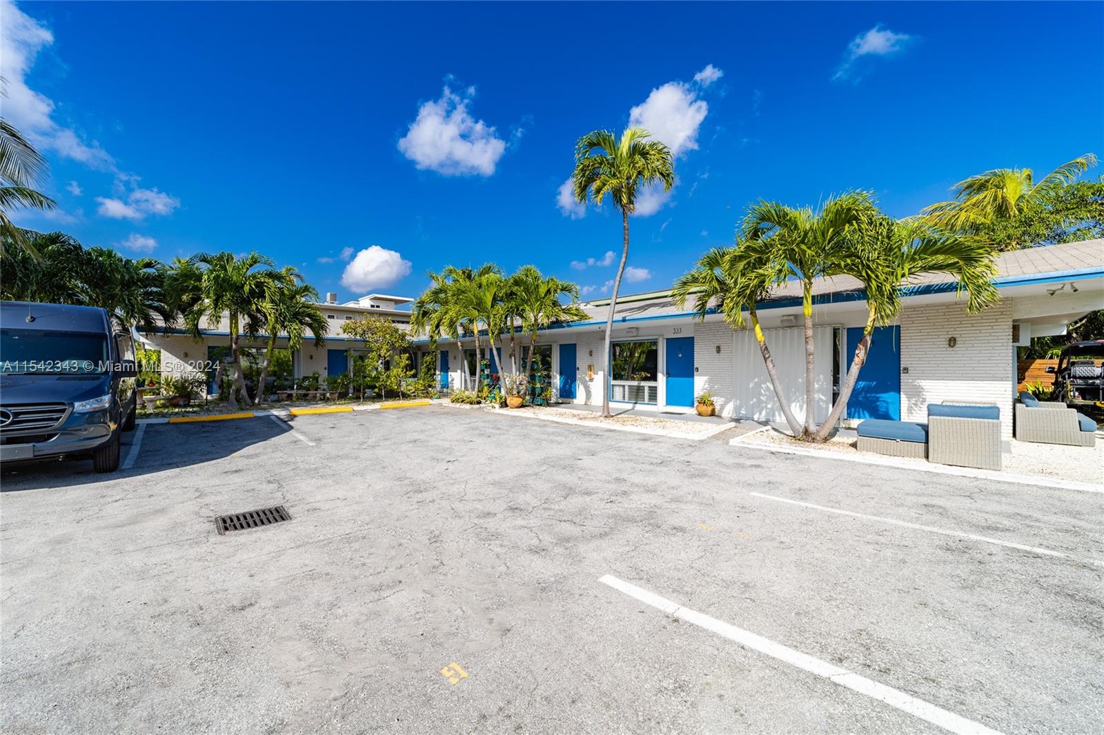 333 Palm St, Hollywood, Florida 33019, ,Commercialsale,For Sale,333 Palm St,A11542343