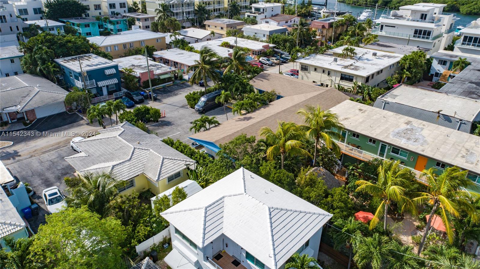 333 Palm St, Hollywood, Florida 33019, ,Commercialsale,For Sale,333 Palm St,A11542343