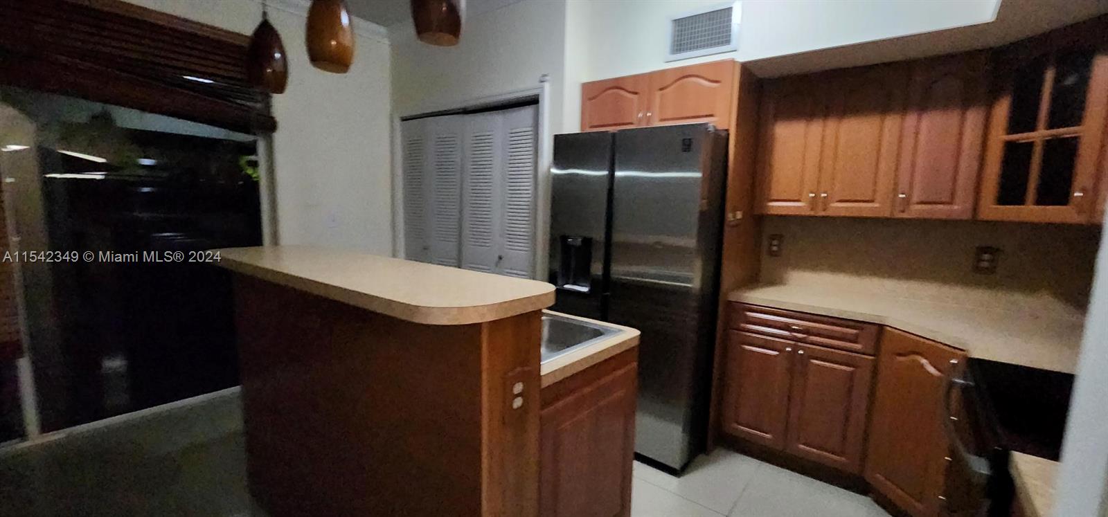 8555 SW 152nd Ave 110, Miami, Florida 33193, 3 Bedrooms Bedrooms, ,2 BathroomsBathrooms,Residentiallease,For Rent,8555 SW 152nd Ave 110,A11542349