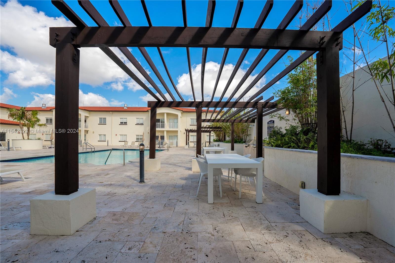 10950 NW 82nd St 401, Doral, Florida 33178, 3 Bedrooms Bedrooms, ,2 BathroomsBathrooms,Residential,For Sale,10950 NW 82nd St 401,A11542323