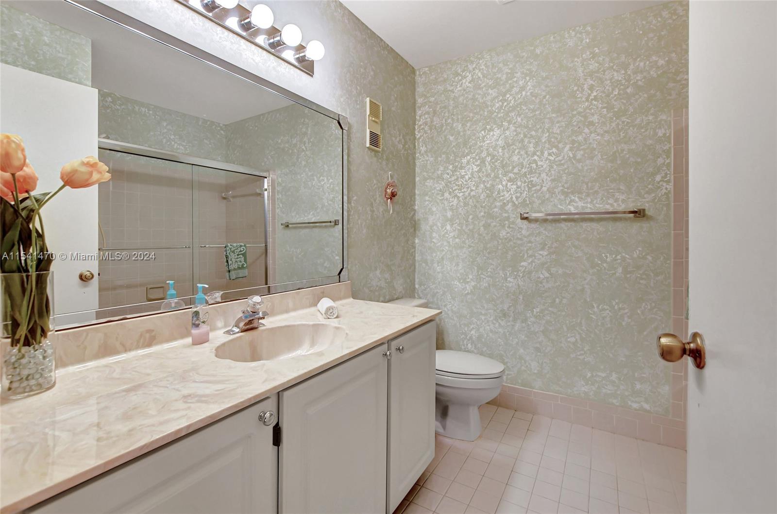 8171 Sweetbriar Way, Boca Raton, FL, 33496 United States, 2 Bedrooms Bedrooms, ,2 BathroomsBathrooms,Residential,For Sale,Sweetbriar Way,A11541470