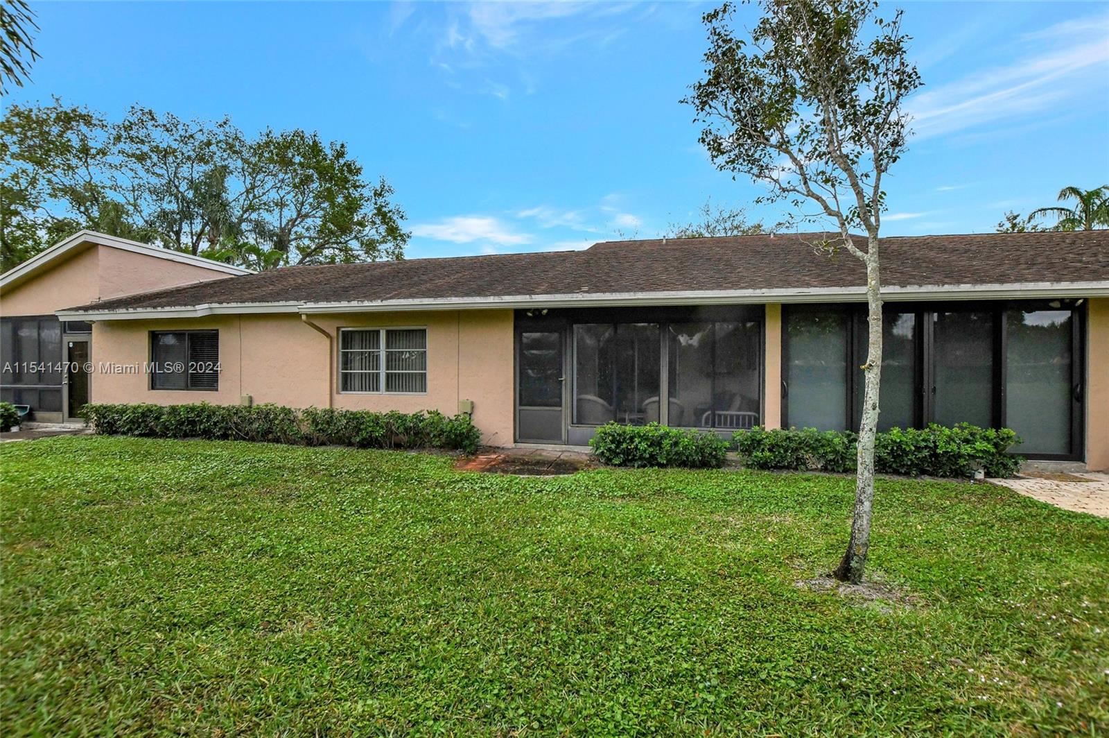 8171 Sweetbriar Way, Boca Raton, FL, 33496 United States, 2 Bedrooms Bedrooms, ,2 BathroomsBathrooms,Residential,For Sale,Sweetbriar Way,A11541470