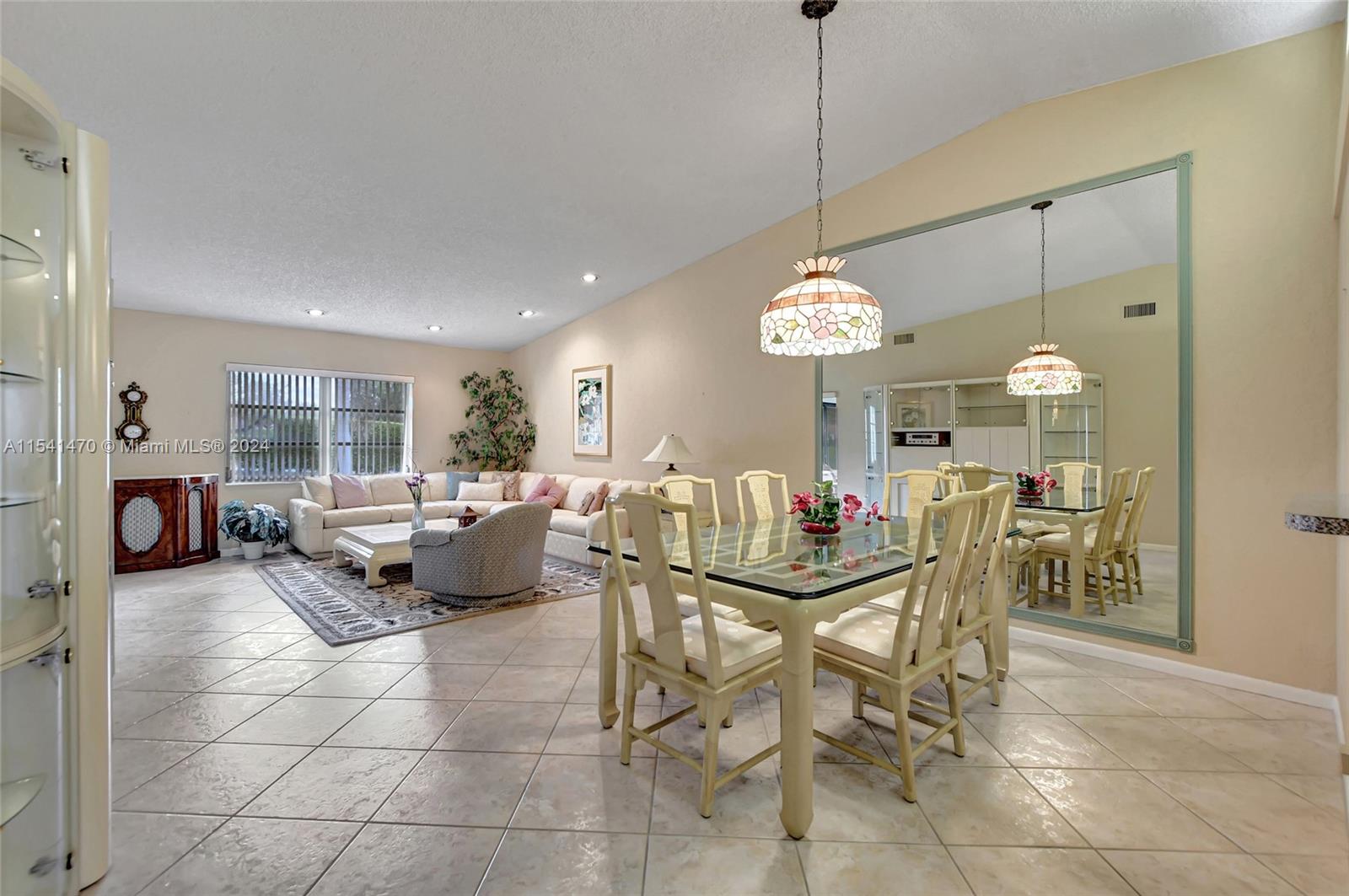 8171 Sweetbriar Way, Boca Raton, FL, 33496 United States, 2 Bedrooms Bedrooms, ,2 BathroomsBathrooms,Residential,For Sale,Sweetbriar Way,A11541470