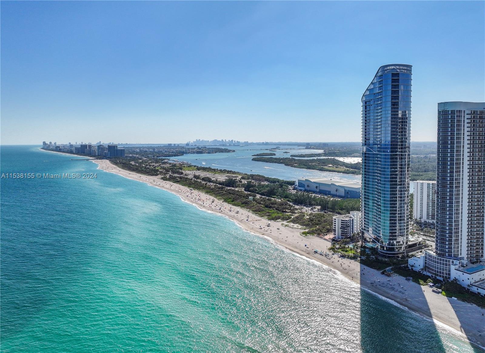 15701 Collins Ave, Sunny Isles Beach, FL, 33160 United States, 3 Bedrooms Bedrooms, ,3 BathroomsBathrooms,Residential,For Sale,Collins Ave,A11538155