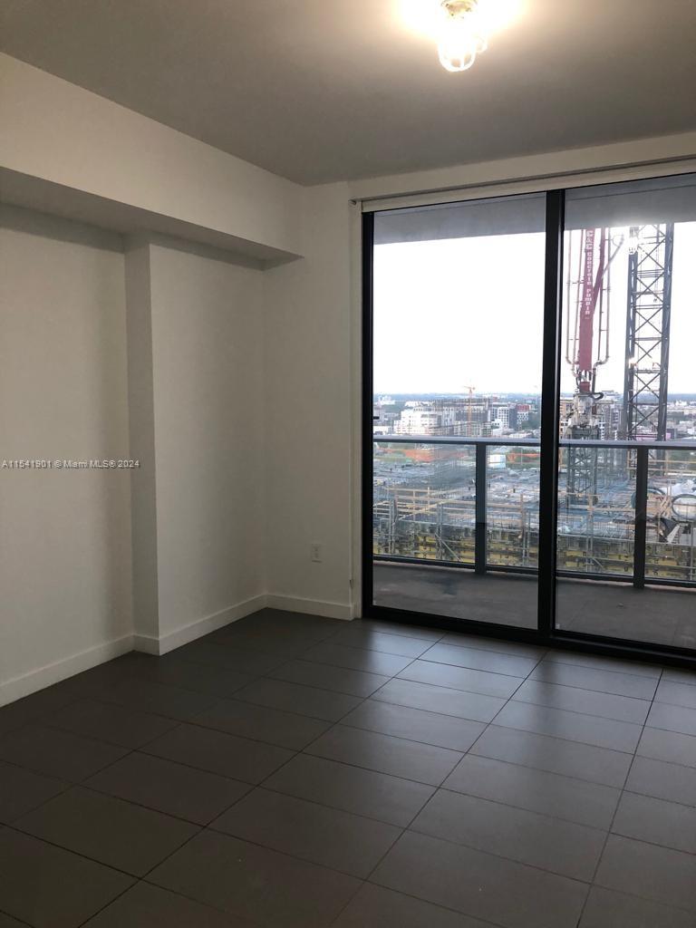 Miami, Florida 33132, 1 Bedroom Bedrooms, ,1 BathroomBathrooms,Residential,For Sale,A11541901