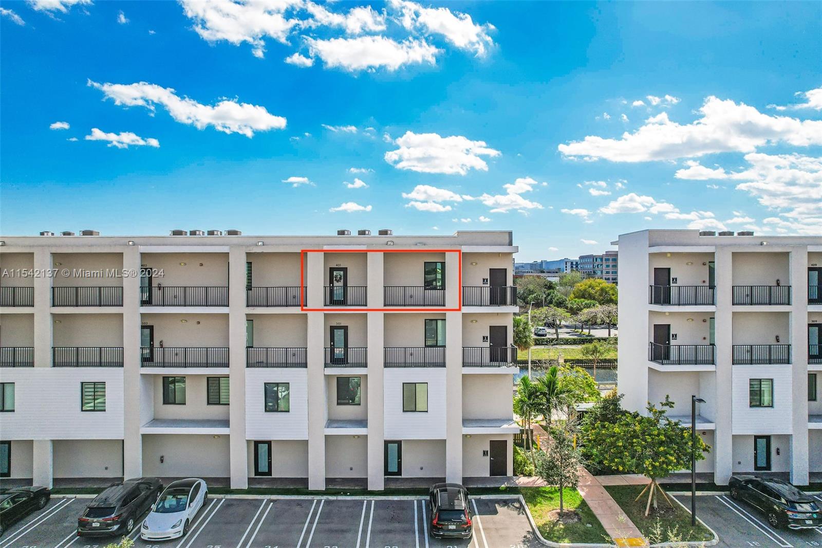 8301 41st St, Doral, FL, 33166 United States, 3 Bedrooms Bedrooms, ,2 BathroomsBathrooms,Residential,For Sale,41st St,A11542137