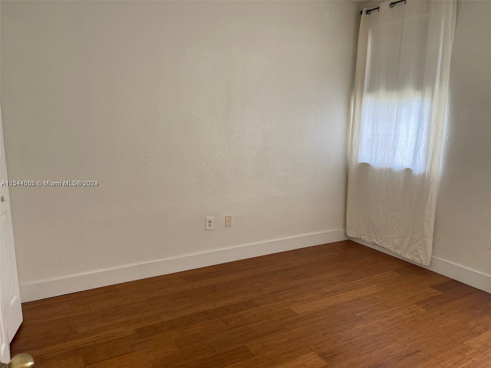 1491 SE 25th Ter 1491, Homestead, Florida 33035, 3 Bedrooms Bedrooms, ,3 BathroomsBathrooms,Residentiallease,For Rent,1491 SE 25th Ter 1491,A11541055