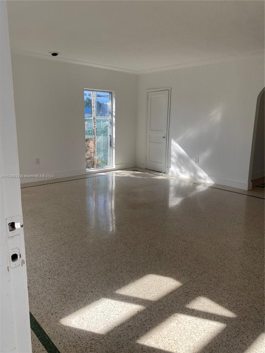 3141 SW 22nd Ter, Miami, Florida 33145, 3 Bedrooms Bedrooms, ,1 BathroomBathrooms,Residentiallease,For Rent,3141 SW 22nd Ter,A11538933