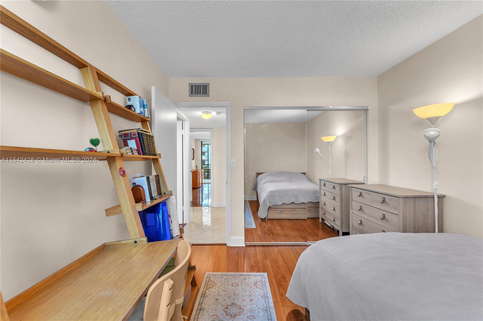 20401 30th Ave, Aventura, FL, 33180 United States, 3 Bedrooms Bedrooms, ,2 BathroomsBathrooms,Residential,For Sale,30th Ave,A11542428