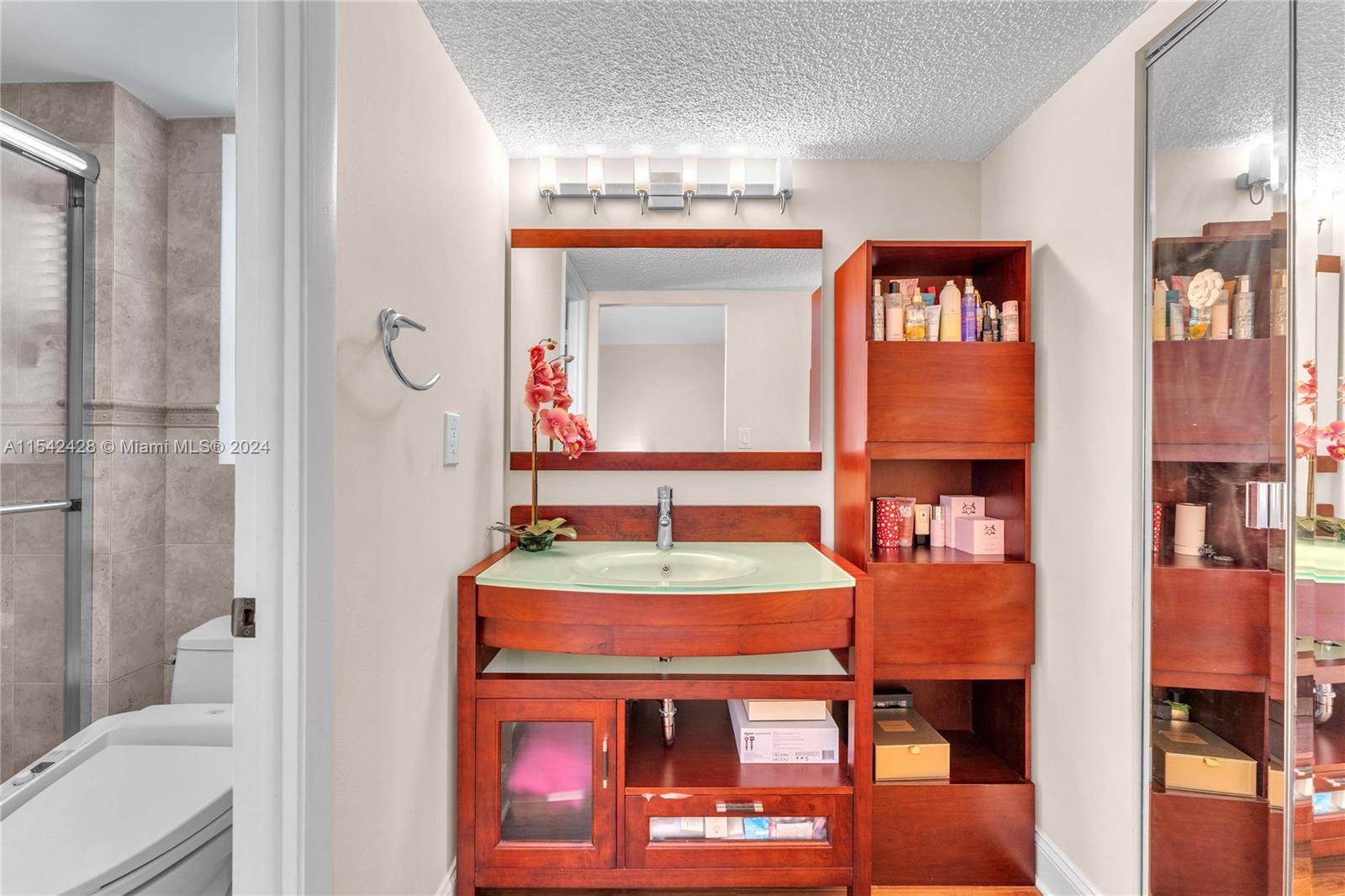 20401 30th Ave, Aventura, FL, 33180 United States, 3 Bedrooms Bedrooms, ,2 BathroomsBathrooms,Residential,For Sale,30th Ave,A11542428