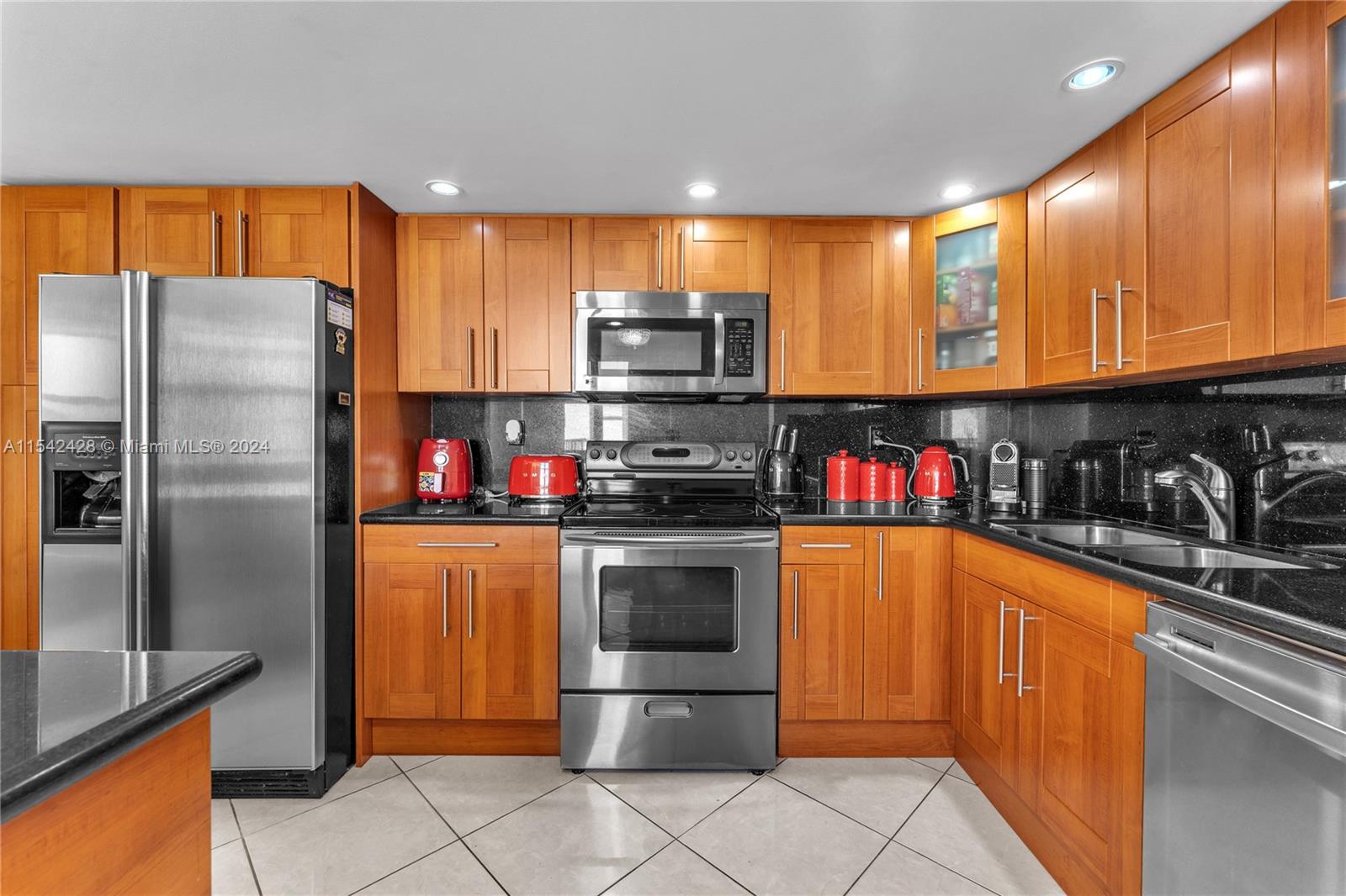 20401 30th Ave, Aventura, FL, 33180 United States, 3 Bedrooms Bedrooms, ,2 BathroomsBathrooms,Residential,For Sale,30th Ave,A11542428