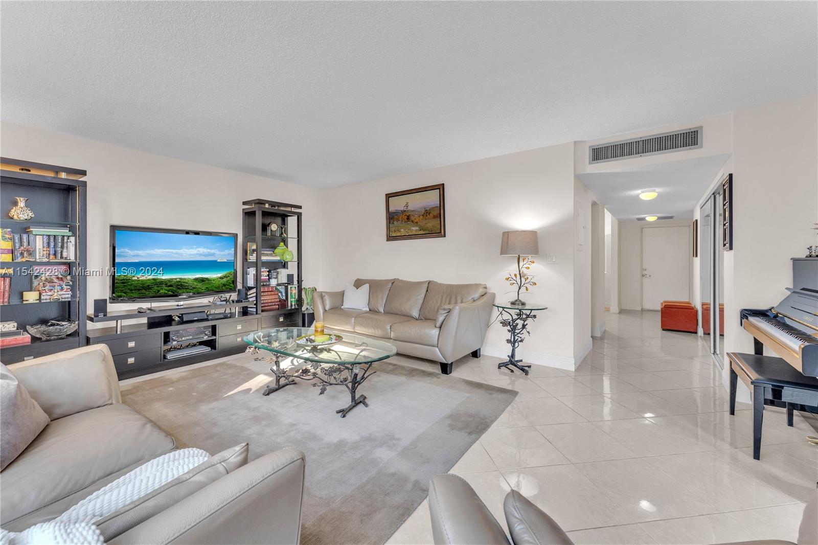20401 30th Ave, Aventura, FL, 33180 United States, 3 Bedrooms Bedrooms, ,2 BathroomsBathrooms,Residential,For Sale,30th Ave,A11542428