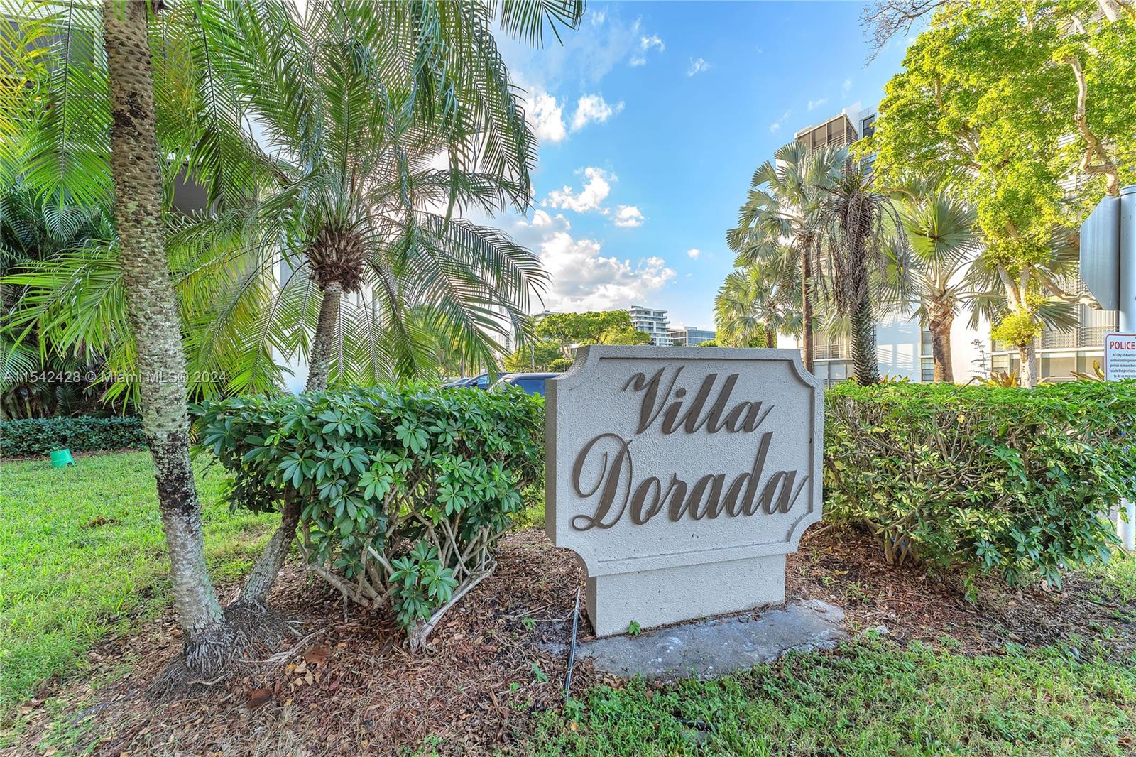 20401 30th Ave, Aventura, FL, 33180 United States, 3 Bedrooms Bedrooms, ,2 BathroomsBathrooms,Residential,For Sale,30th Ave,A11542428