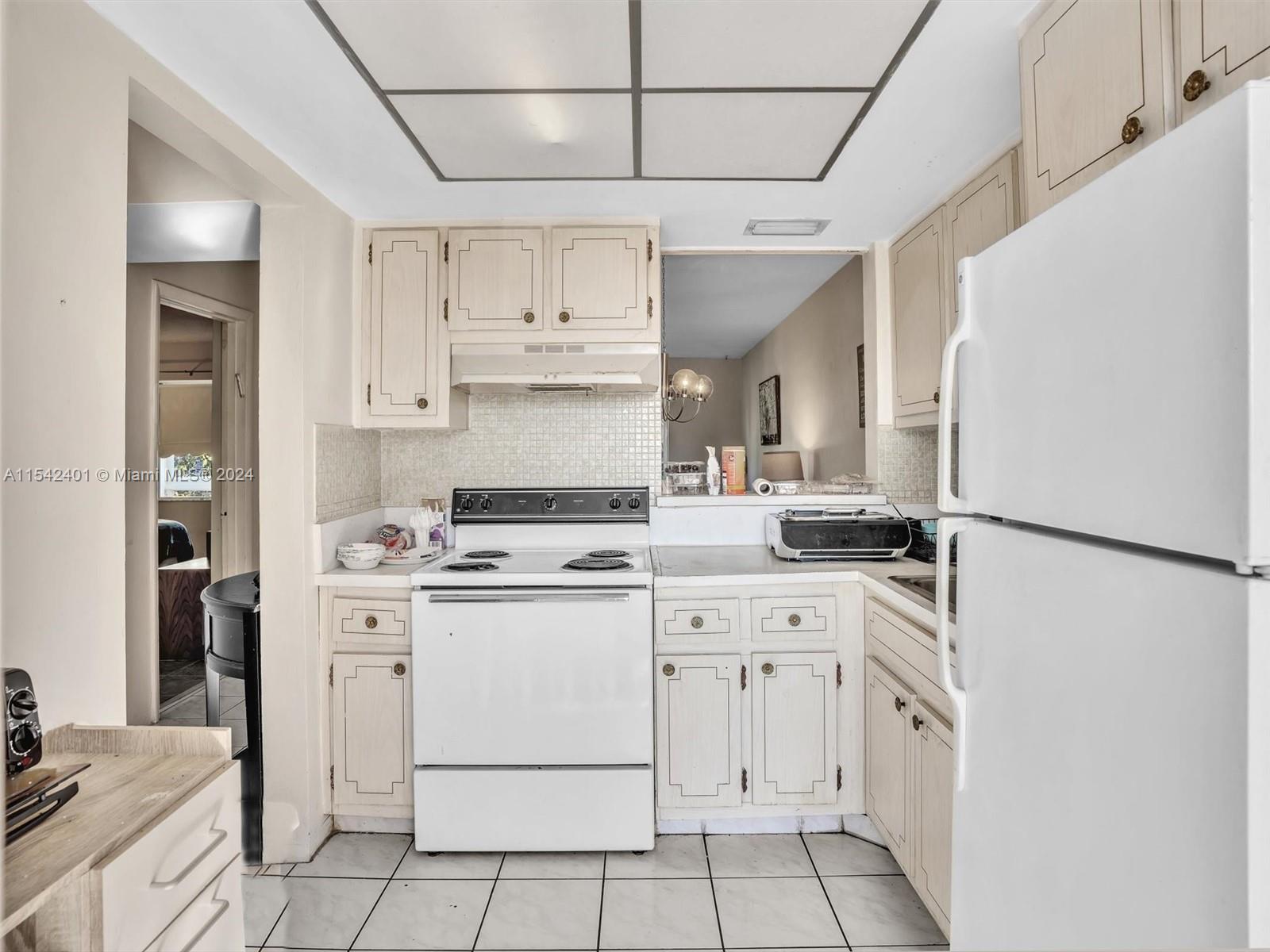 1333 E Hallandale Beach Blvd 335, Hallandale Beach, Florida 33009, 1 Bedroom Bedrooms, ,1 BathroomBathrooms,Residentiallease,For Rent,1333 E Hallandale Beach Blvd 335,A11542401