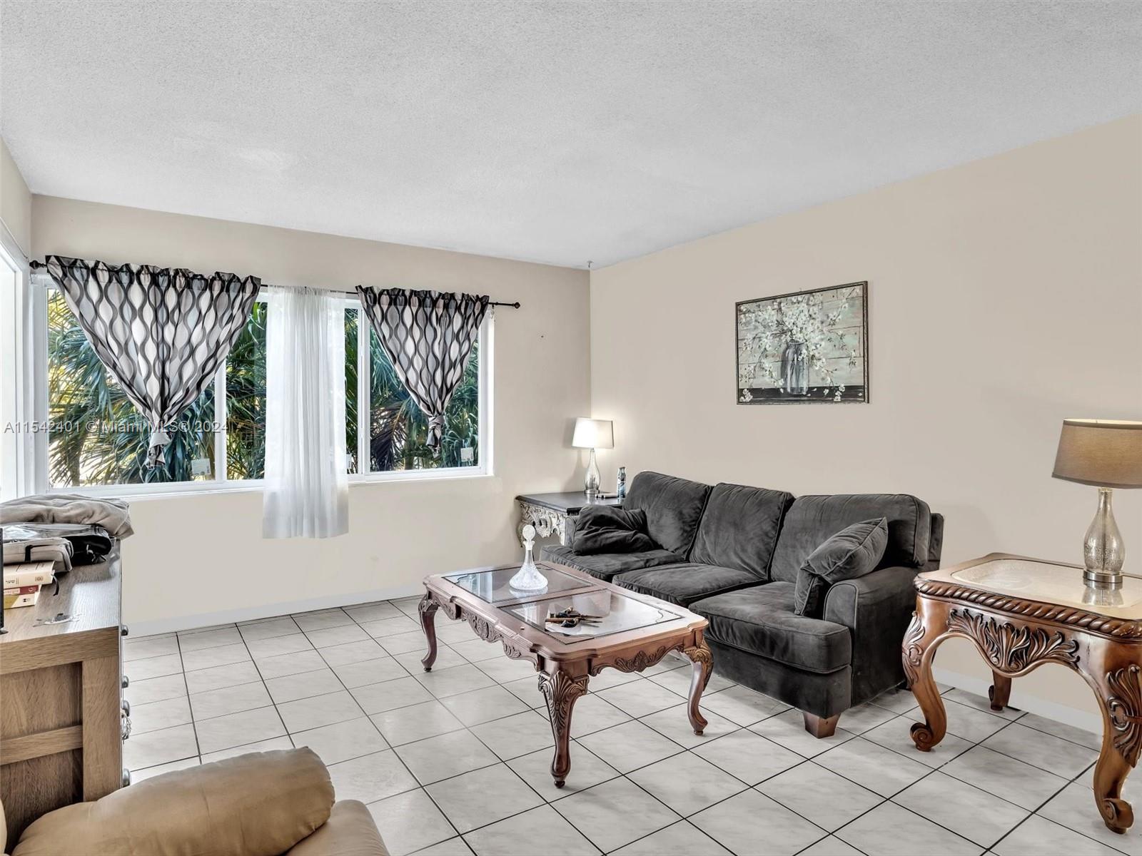 1333 E Hallandale Beach Blvd 335, Hallandale Beach, Florida 33009, 1 Bedroom Bedrooms, ,1 BathroomBathrooms,Residentiallease,For Rent,1333 E Hallandale Beach Blvd 335,A11542401
