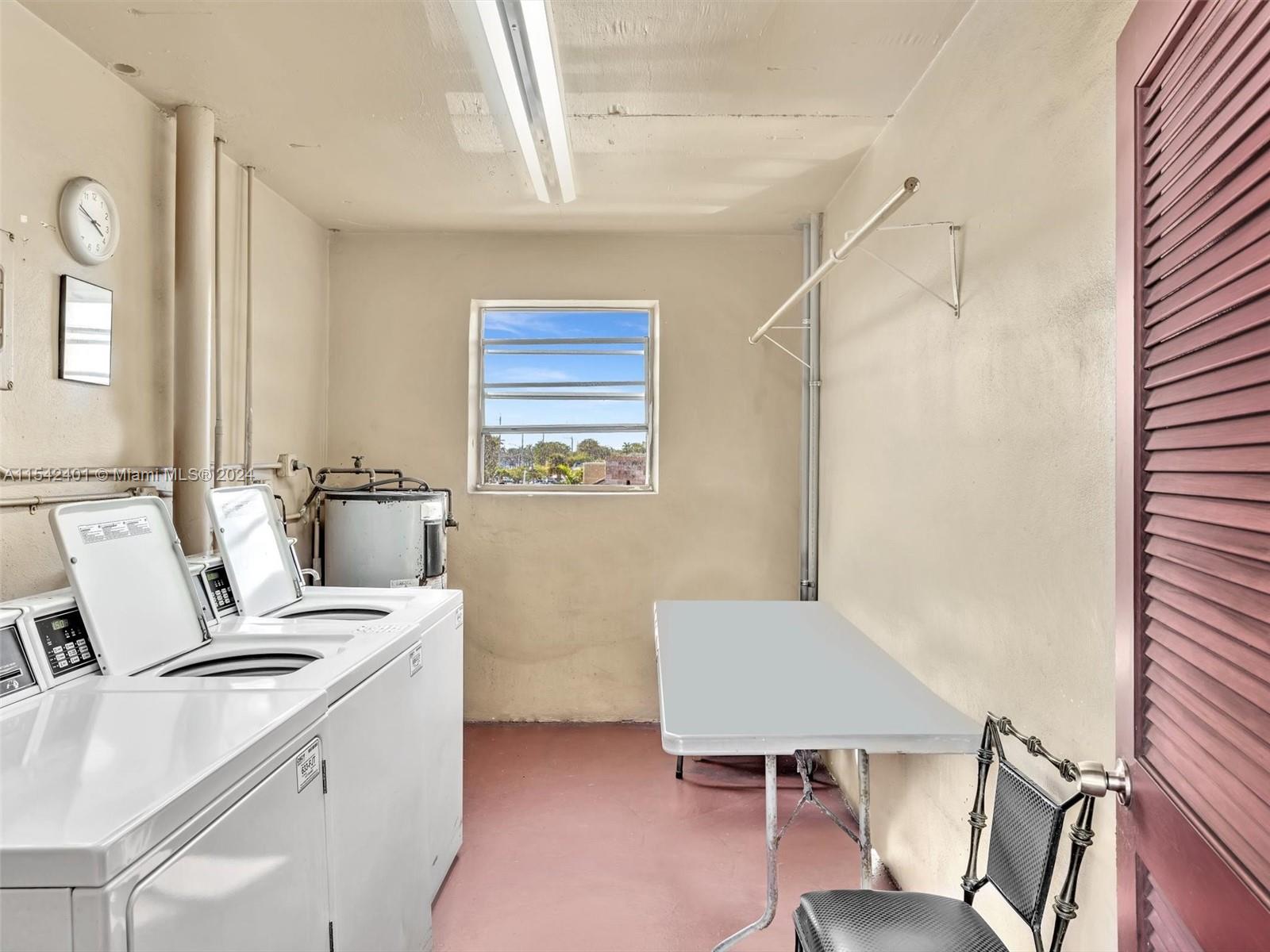 1333 E Hallandale Beach Blvd 335, Hallandale Beach, Florida 33009, 1 Bedroom Bedrooms, ,1 BathroomBathrooms,Residentiallease,For Rent,1333 E Hallandale Beach Blvd 335,A11542401