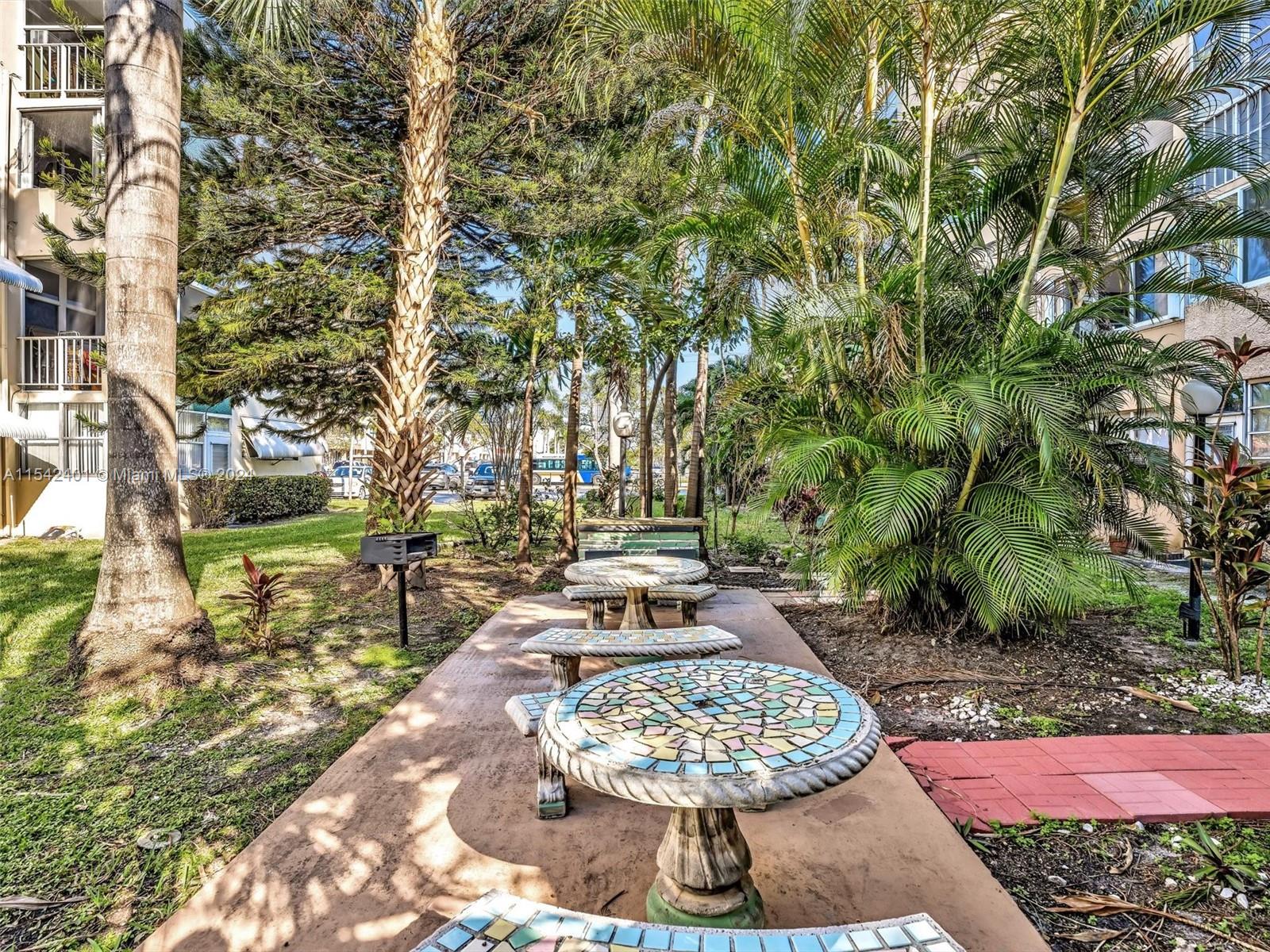 1333 E Hallandale Beach Blvd 335, Hallandale Beach, Florida 33009, 1 Bedroom Bedrooms, ,1 BathroomBathrooms,Residentiallease,For Rent,1333 E Hallandale Beach Blvd 335,A11542401