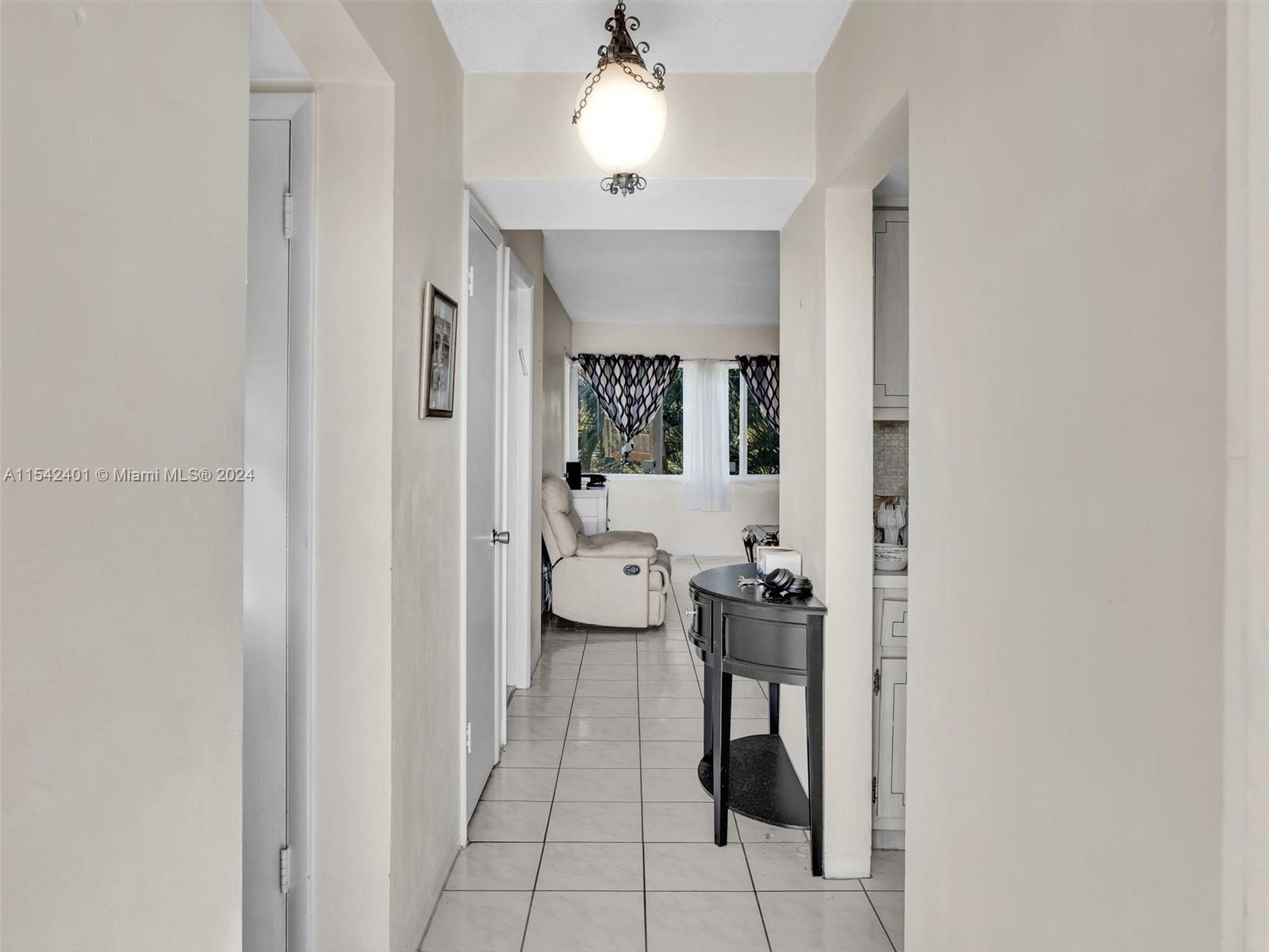 1333 E Hallandale Beach Blvd 335, Hallandale Beach, Florida 33009, 1 Bedroom Bedrooms, ,1 BathroomBathrooms,Residentiallease,For Rent,1333 E Hallandale Beach Blvd 335,A11542401