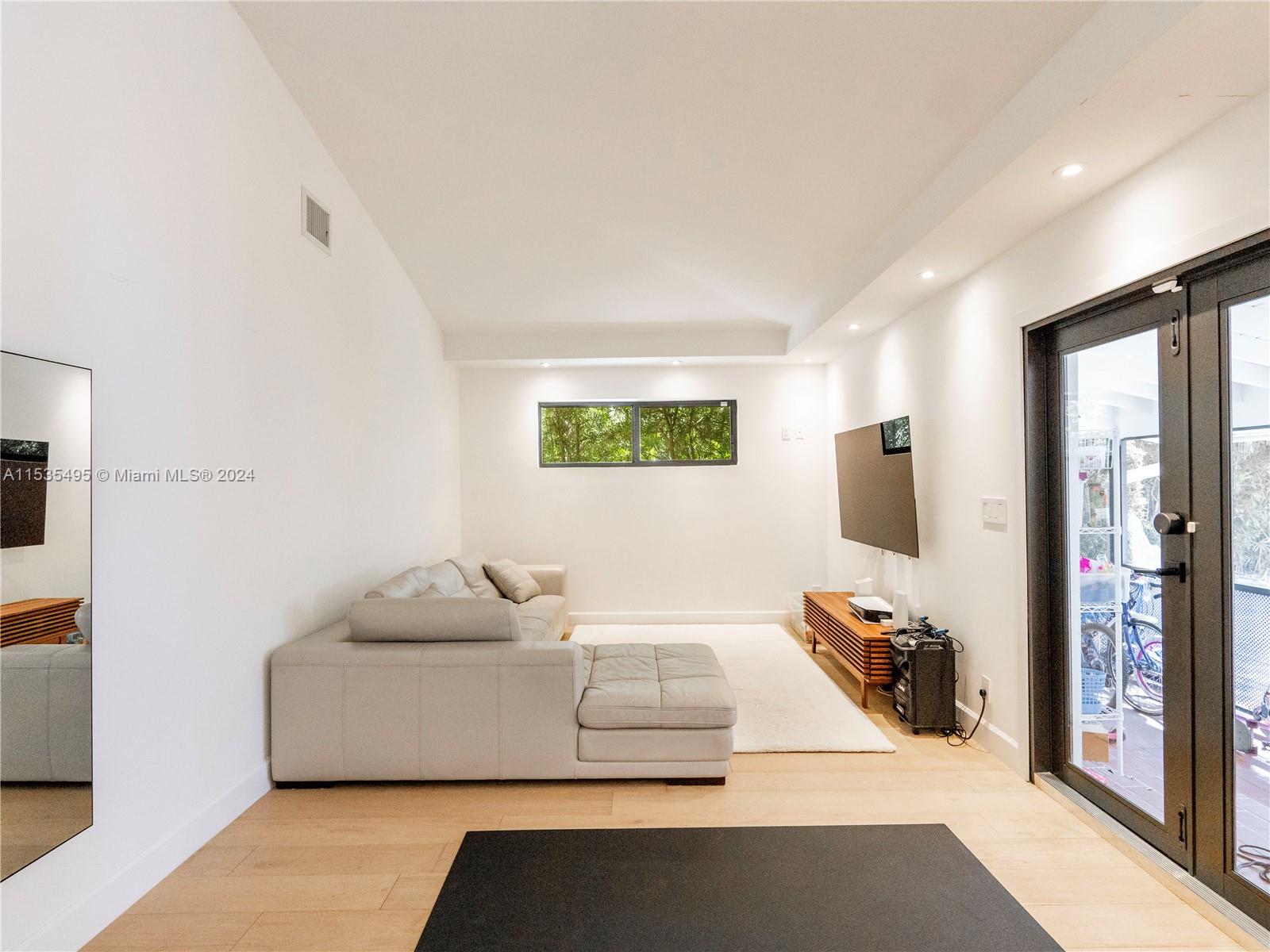 317 Bayberry Dr, Plantation, FL, 33317 United States, 4 Bedrooms Bedrooms, ,4 BathroomsBathrooms,Residential,For Sale,Bayberry Dr,A11535495