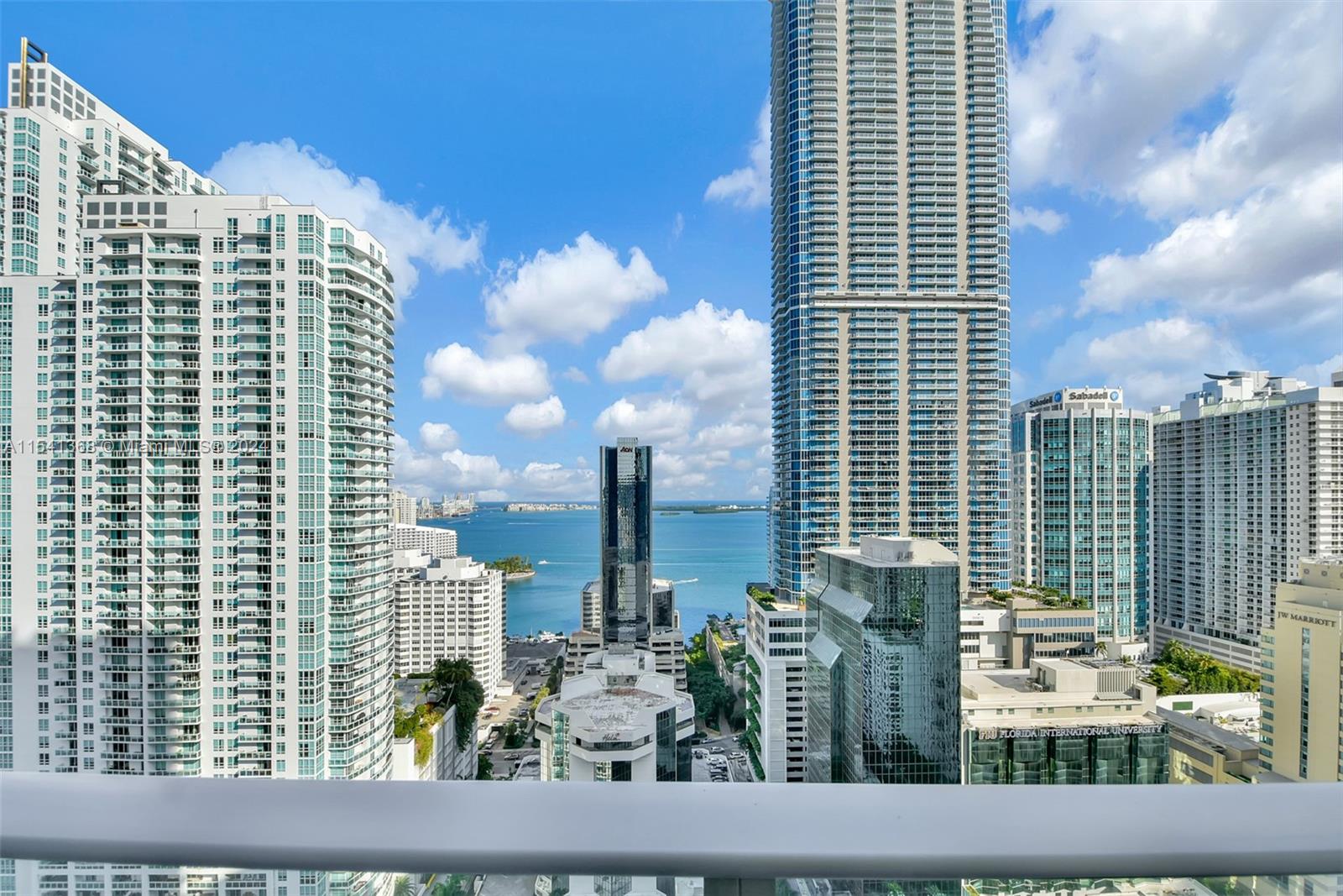 1010 Brickell Ave 2902, Miami, Florida 33131, 2 Bedrooms Bedrooms, ,3 BathroomsBathrooms,Residentiallease,For Rent,1010 Brickell Ave 2902,A11541368