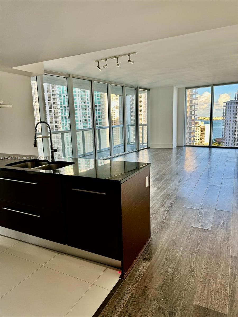 495 Brickell Ave 2102, Miami, Florida 33131, 2 Bedrooms Bedrooms, 1 Room Rooms,2 BathroomsBathrooms,Residential,For Sale,495 Brickell Ave 2102,A11541531