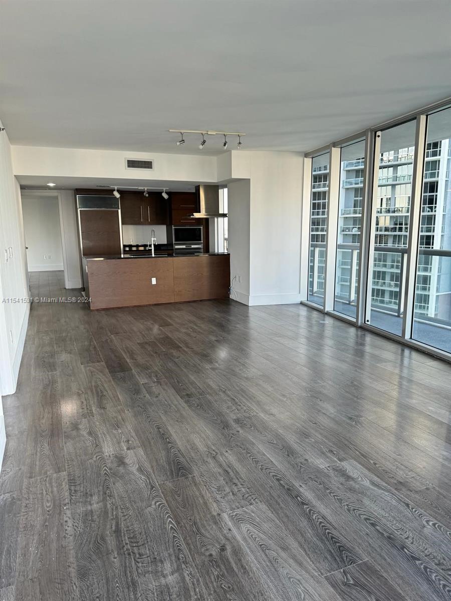 495 Brickell Ave 2102, Miami, Florida 33131, 2 Bedrooms Bedrooms, 1 Room Rooms,2 BathroomsBathrooms,Residential,For Sale,495 Brickell Ave 2102,A11541531
