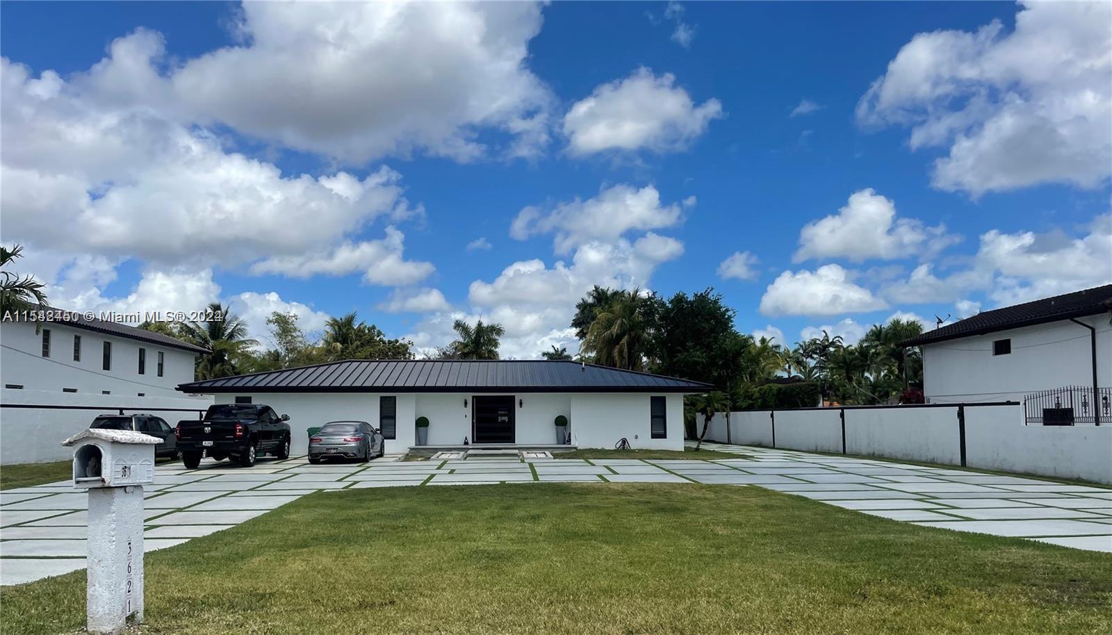 3621 SW 132nd Ave  For Sale A11542450, FL