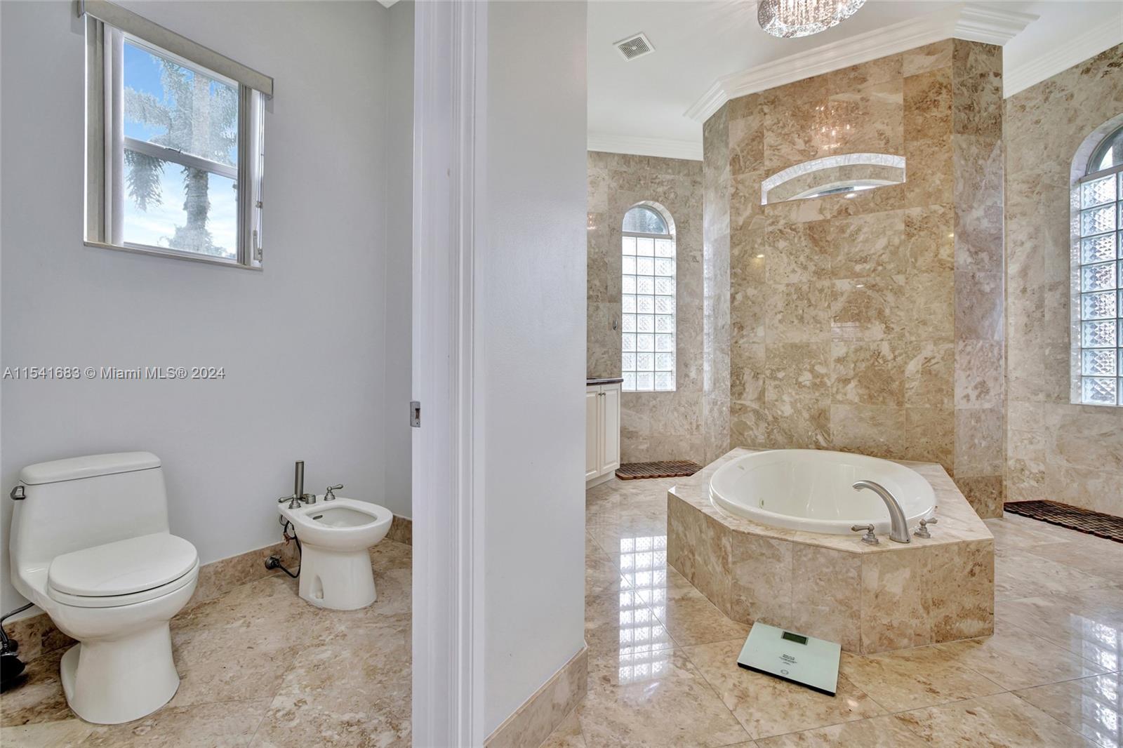 11098 Canary Island Ct, Plantation, Florida 33324, 5 Bedrooms Bedrooms, ,3 BathroomsBathrooms,Residential,For Sale,11098 Canary Island Ct,A11541683