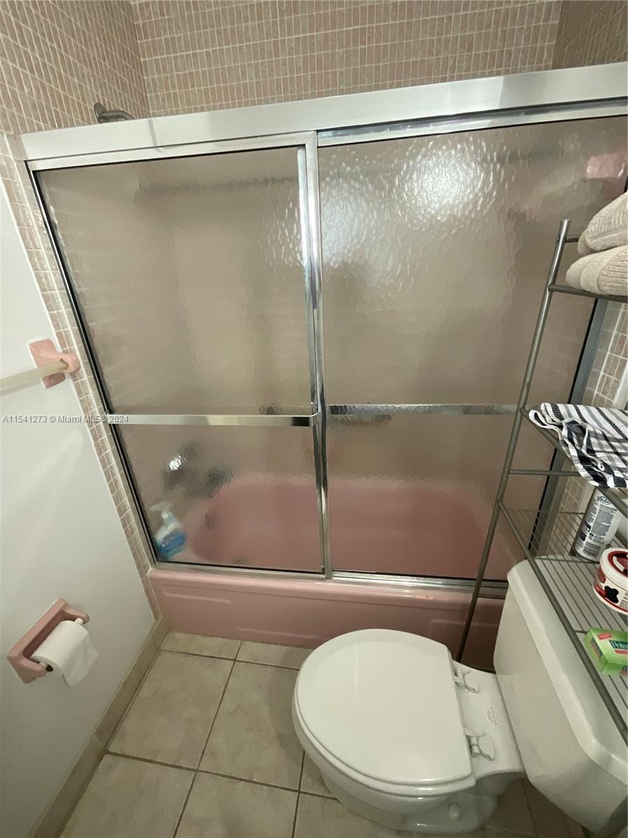 5300 Washington St M308, Hollywood, Florida 33021, 1 Bedroom Bedrooms, ,1 BathroomBathrooms,Residential,For Sale,5300 Washington St M308,A11541273