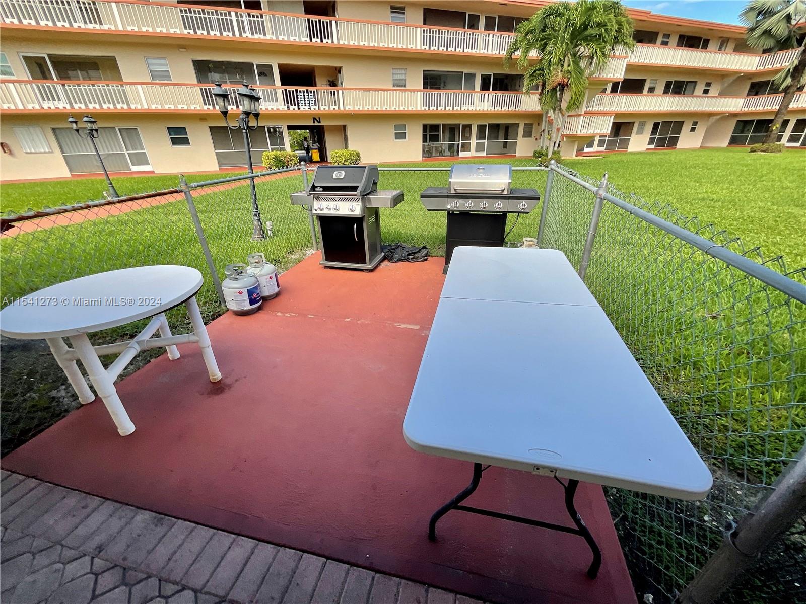 5300 Washington St M308, Hollywood, Florida 33021, 1 Bedroom Bedrooms, ,1 BathroomBathrooms,Residential,For Sale,5300 Washington St M308,A11541273
