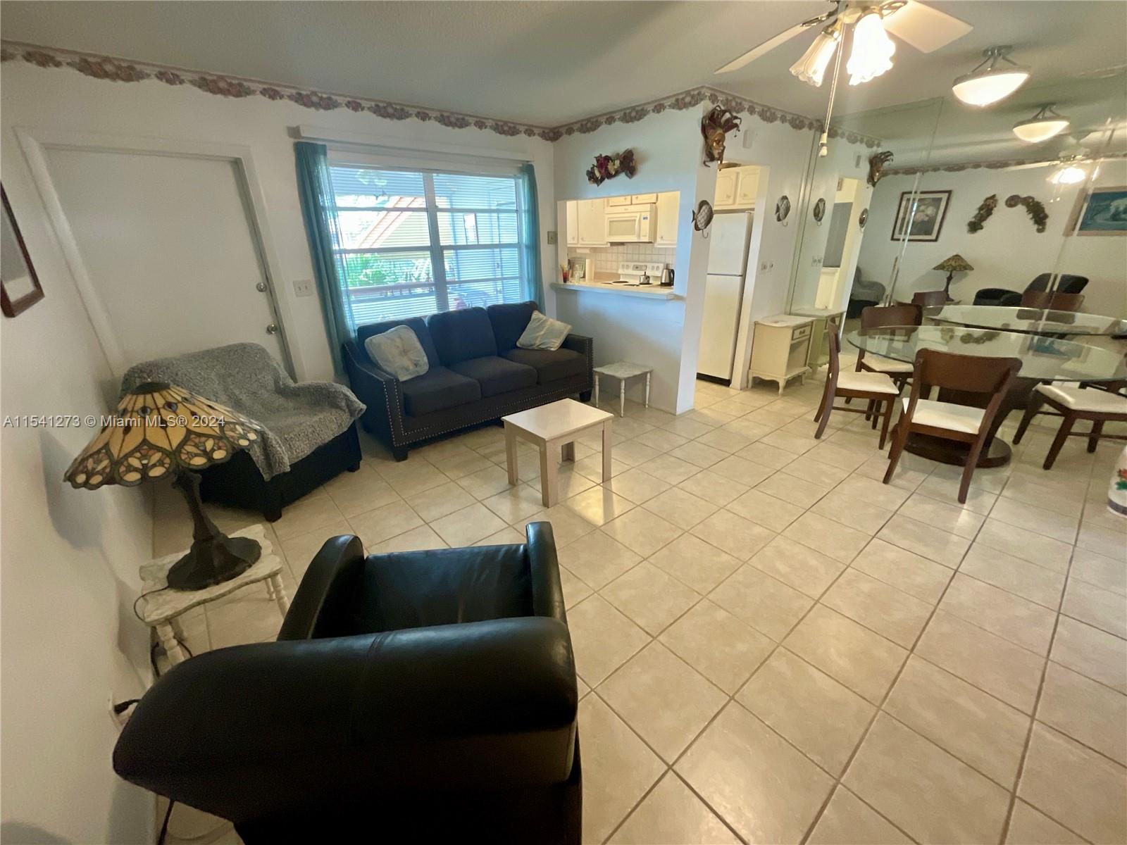 5300 Washington St M308, Hollywood, Florida 33021, 1 Bedroom Bedrooms, ,1 BathroomBathrooms,Residential,For Sale,5300 Washington St M308,A11541273
