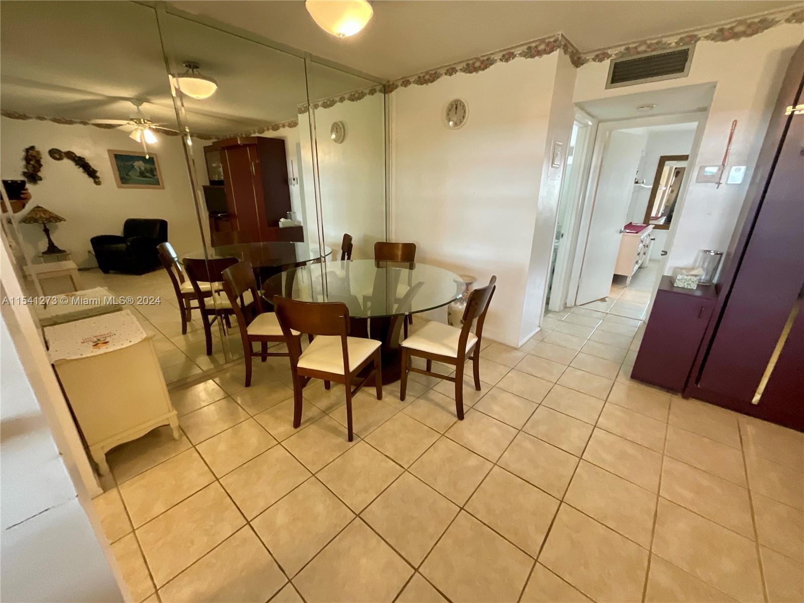5300 Washington St M308, Hollywood, Florida 33021, 1 Bedroom Bedrooms, ,1 BathroomBathrooms,Residential,For Sale,5300 Washington St M308,A11541273