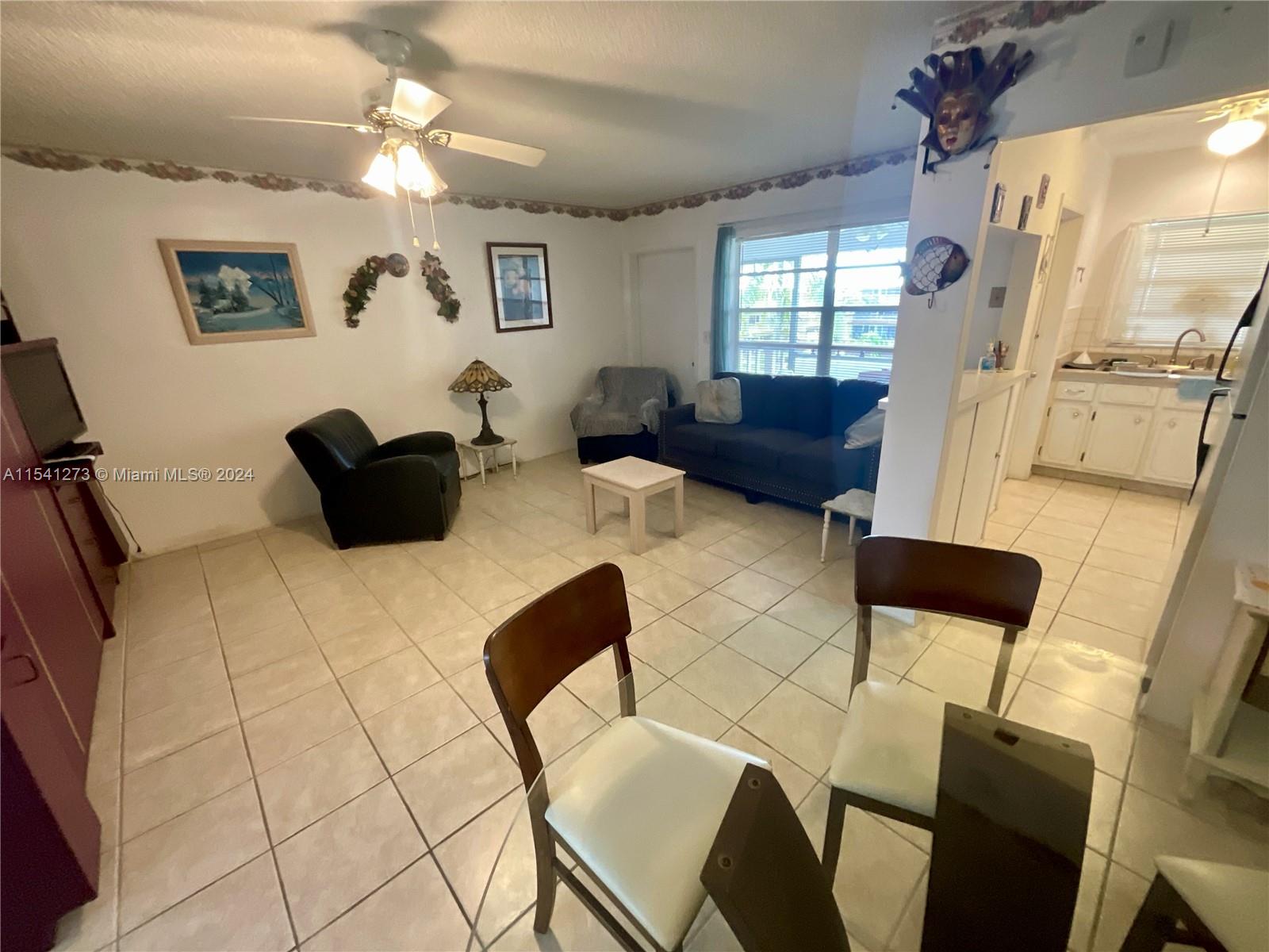5300 Washington St M308, Hollywood, Florida 33021, 1 Bedroom Bedrooms, ,1 BathroomBathrooms,Residential,For Sale,5300 Washington St M308,A11541273