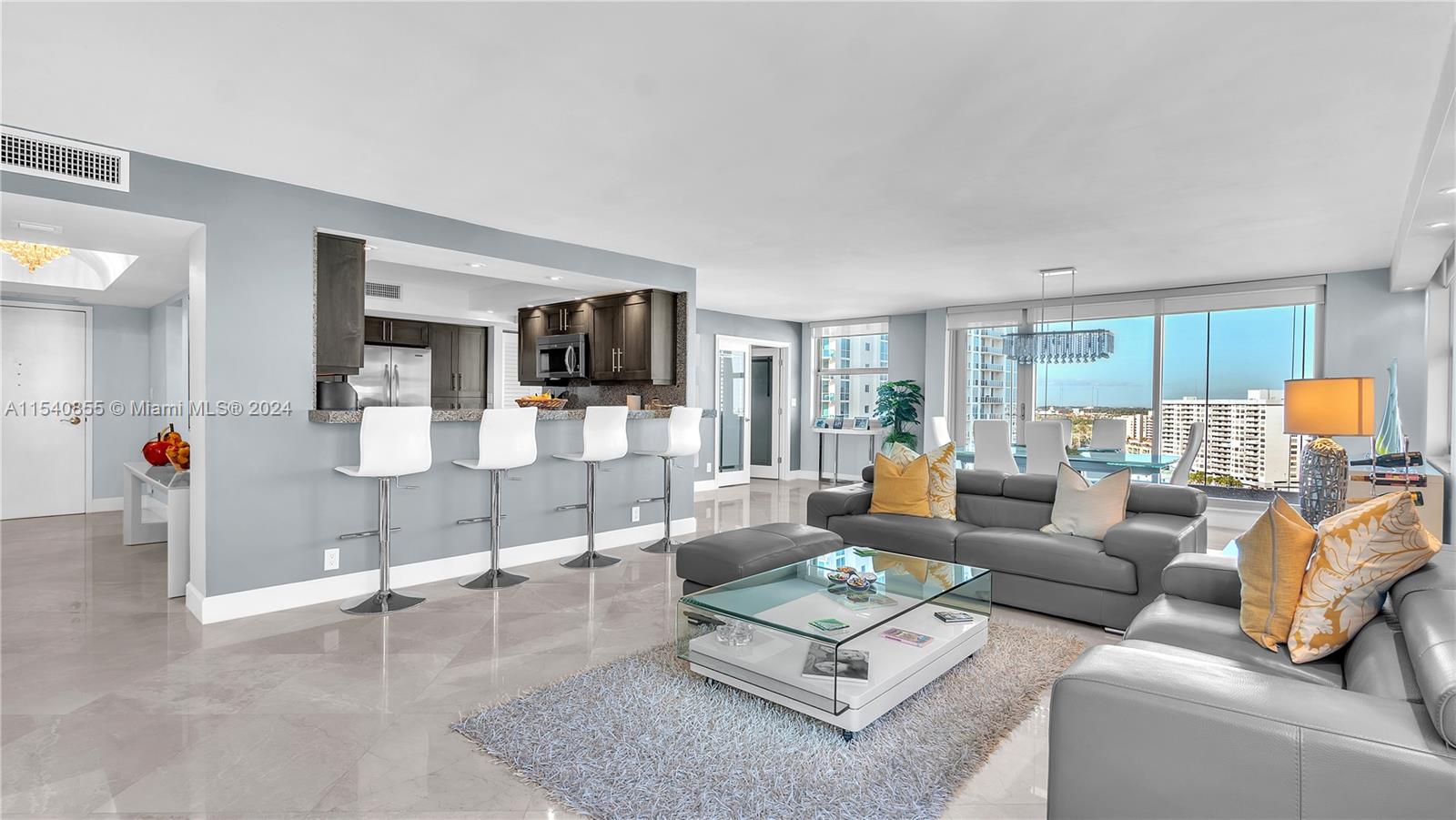 Daily Dining Bar Stools