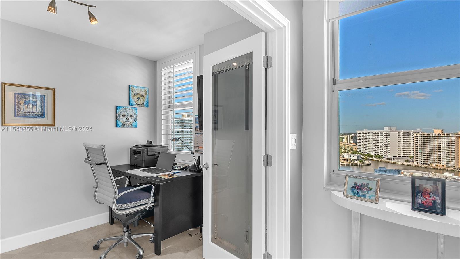 Stunning Views while working!