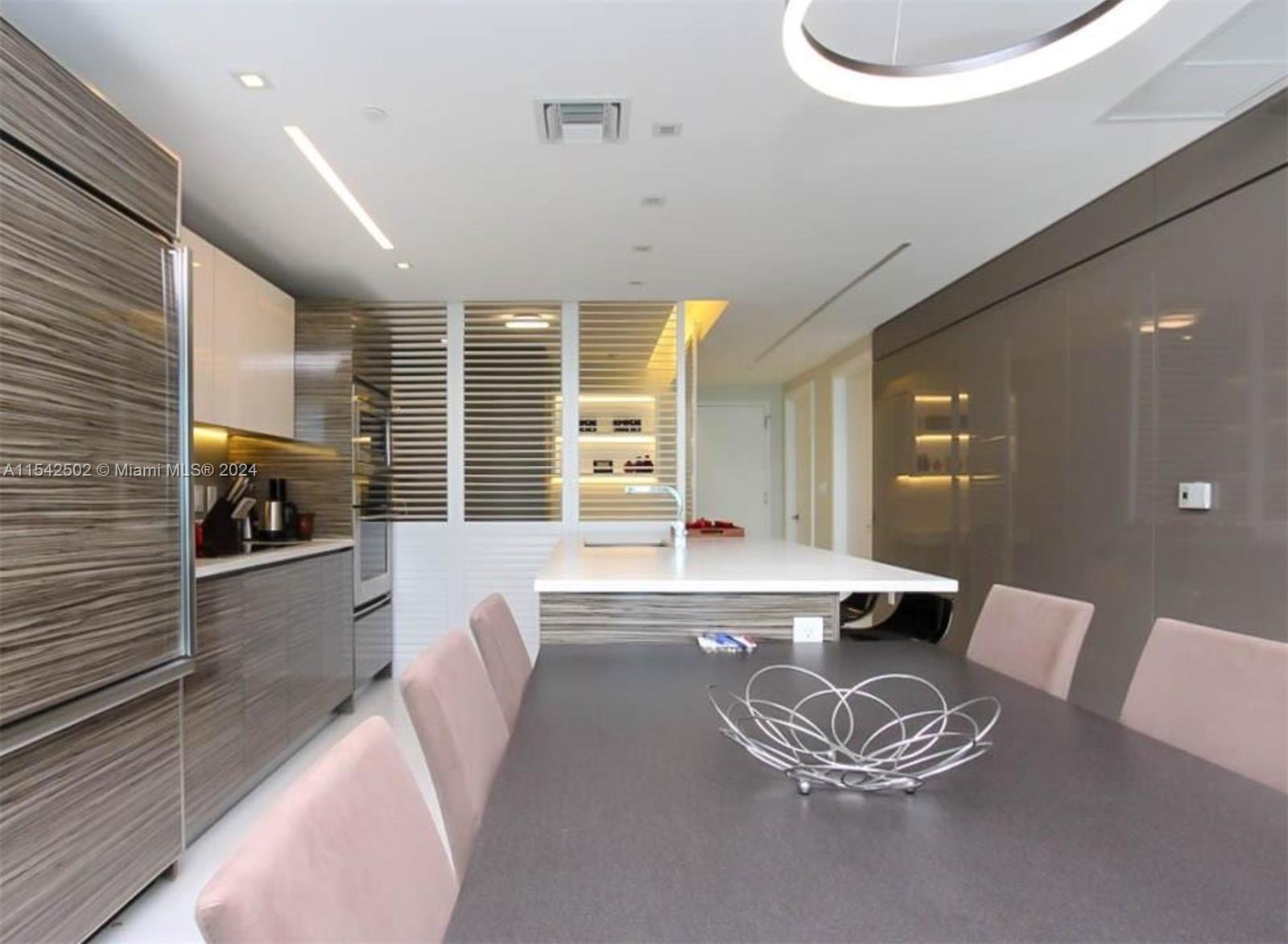 460 NE 28th St 2903, Miami, Florida 33137, 2 Bedrooms Bedrooms, ,2 BathroomsBathrooms,Residentiallease,For Rent,460 NE 28th St 2903,A11542502