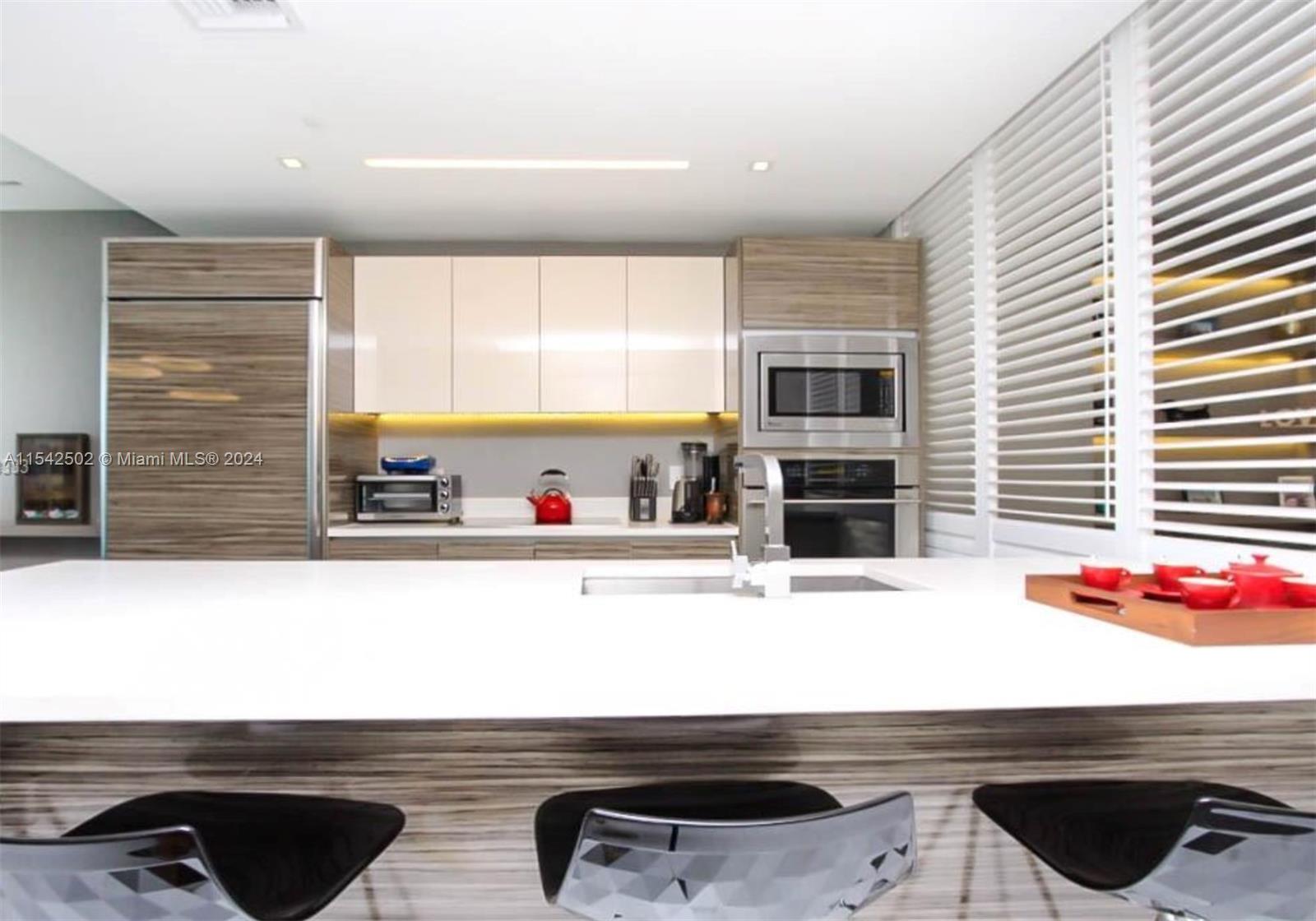 460 NE 28th St 2903, Miami, Florida 33137, 2 Bedrooms Bedrooms, ,2 BathroomsBathrooms,Residentiallease,For Rent,460 NE 28th St 2903,A11542502