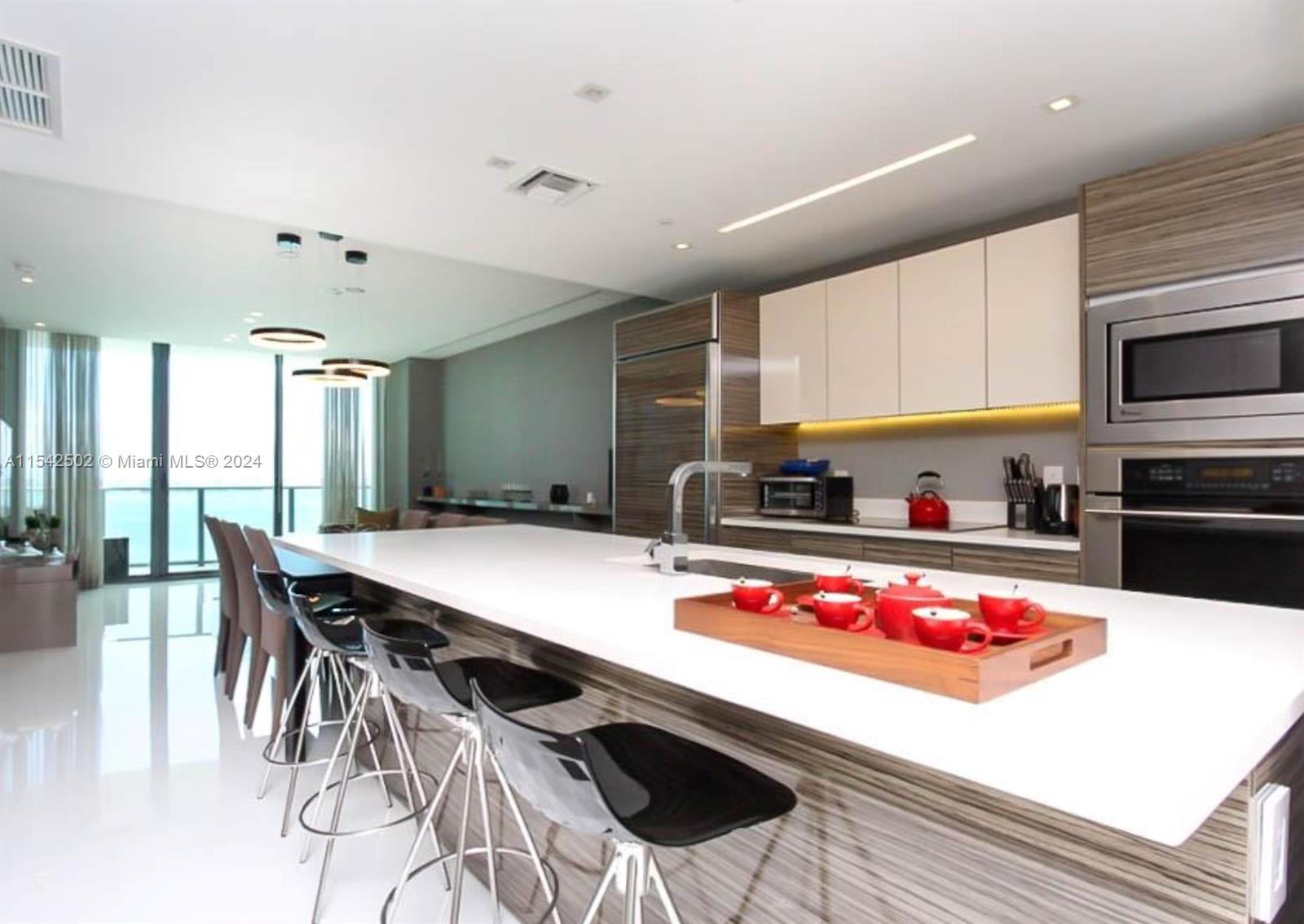 460 NE 28th St 2903, Miami, Florida 33137, 2 Bedrooms Bedrooms, ,2 BathroomsBathrooms,Residentiallease,For Rent,460 NE 28th St 2903,A11542502