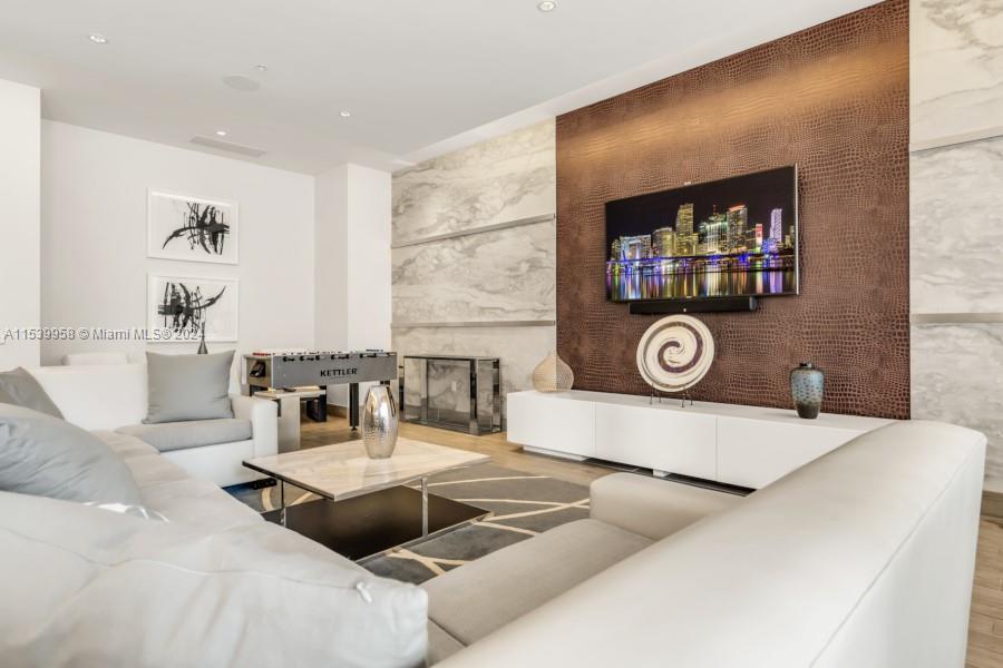 999 SW 1st Ave 3002, Miami, Florida 33130, 2 Bedrooms Bedrooms, ,2 BathroomsBathrooms,Residential,For Sale,999 SW 1st Ave 3002,A11539958