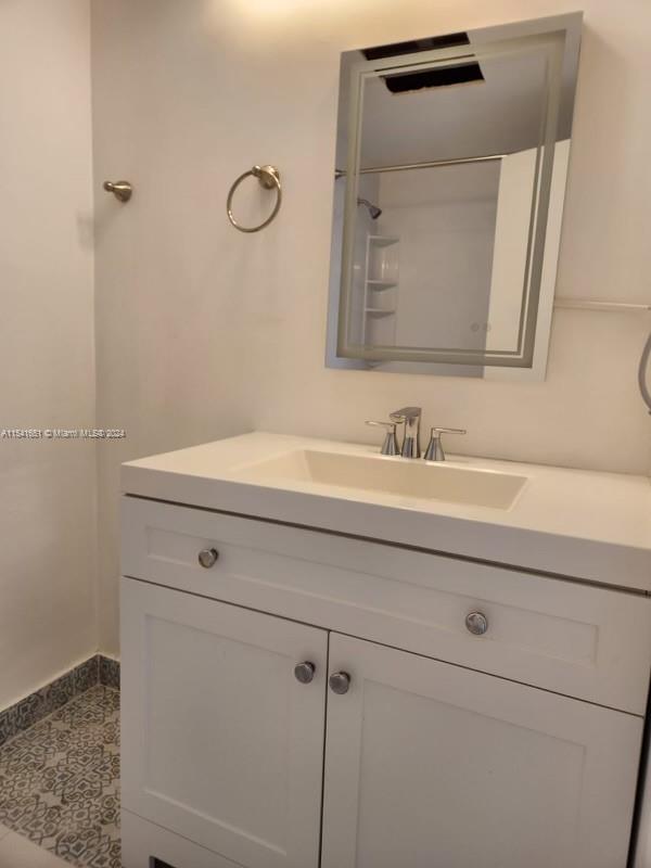 17560 Atlantic Blvd, Sunny Isles Beach, FL, 33160 United States, 1 Bedroom Bedrooms, ,1 BathroomBathrooms,Residential,For Sale,Atlantic Blvd,A11541651