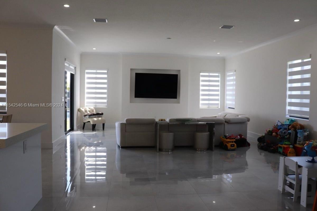 17594 SW 280th St, Homestead, Florida 33030, 5 Bedrooms Bedrooms, ,4 BathroomsBathrooms,Residential,For Sale,17594 SW 280th St,A11542546