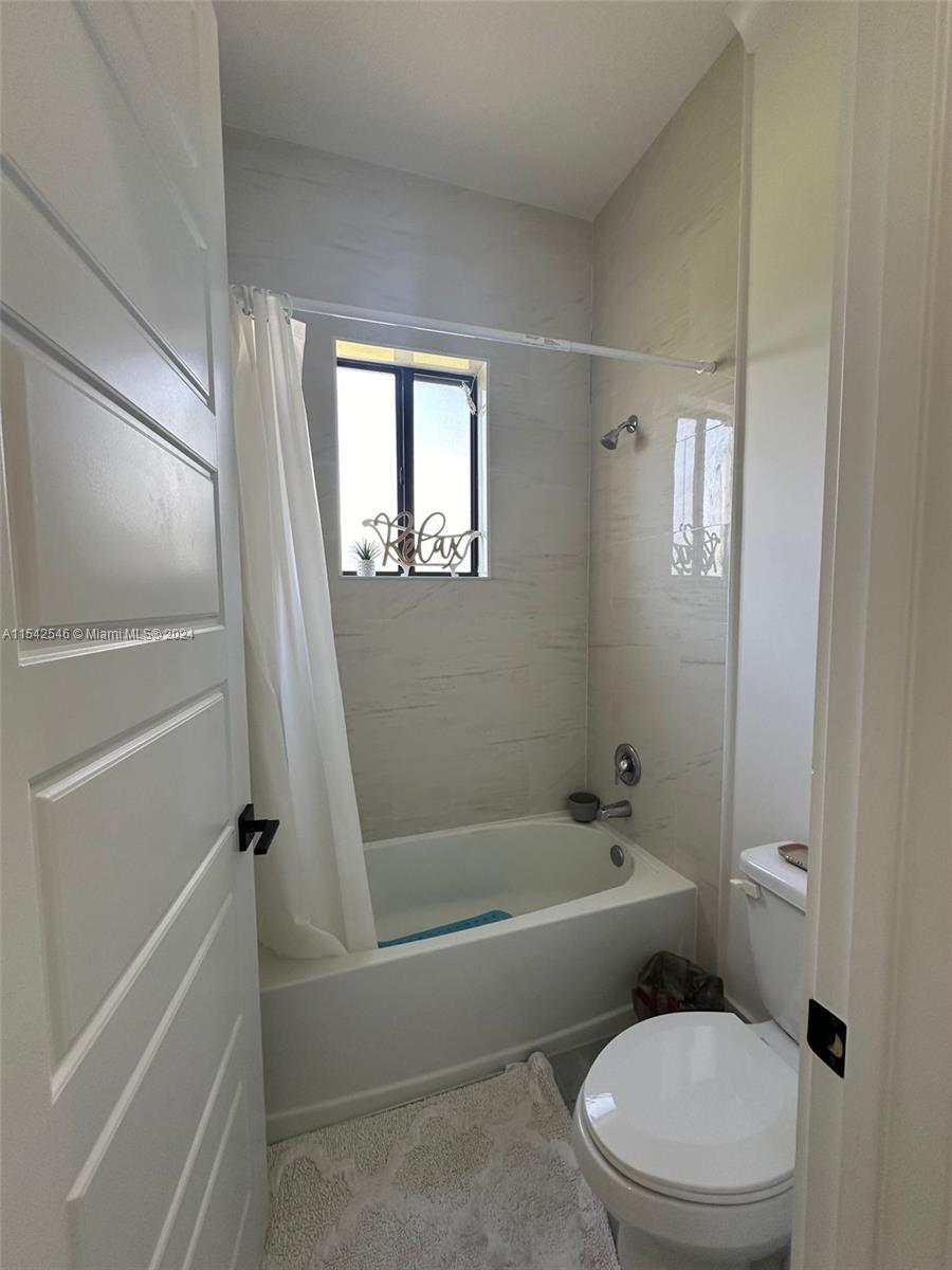 17594 SW 280th St, Homestead, Florida 33030, 5 Bedrooms Bedrooms, ,4 BathroomsBathrooms,Residential,For Sale,17594 SW 280th St,A11542546