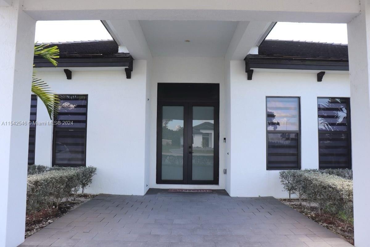 17594 SW 280th St, Homestead, Florida 33030, 5 Bedrooms Bedrooms, ,4 BathroomsBathrooms,Residential,For Sale,17594 SW 280th St,A11542546