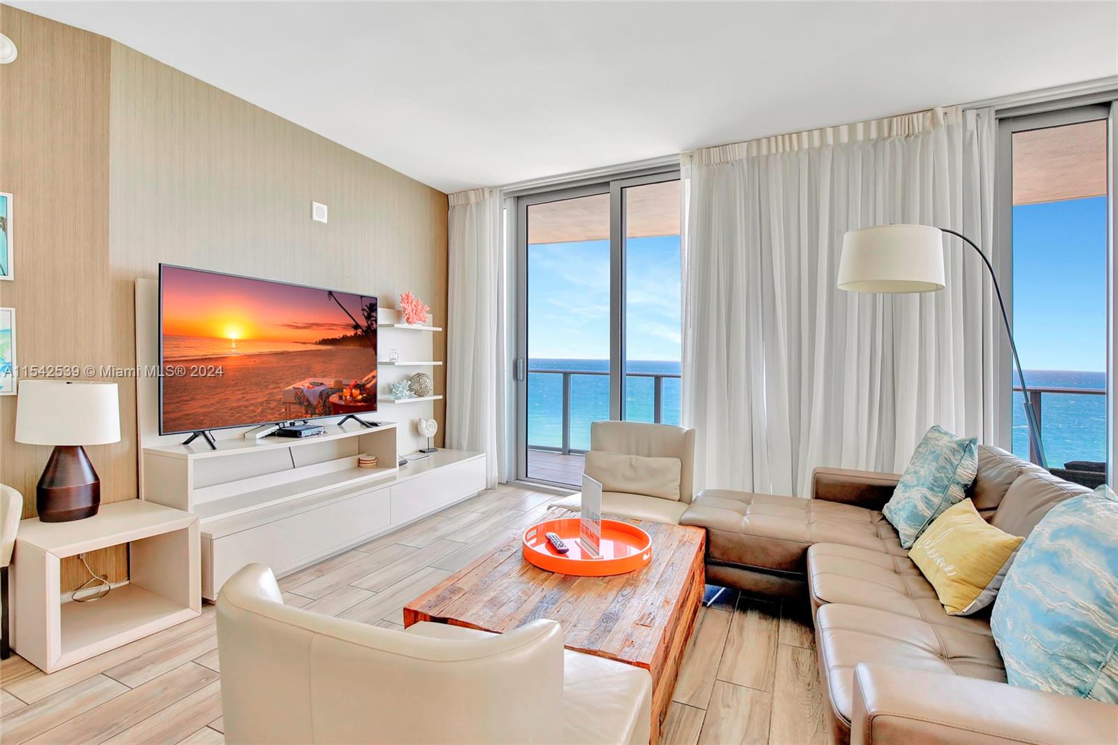 4111 S Ocean Dr 1001, Hollywood, Florida 33019, 3 Bedrooms Bedrooms, ,3 BathroomsBathrooms,Residential,For Sale,4111 S Ocean Dr 1001,A11542539