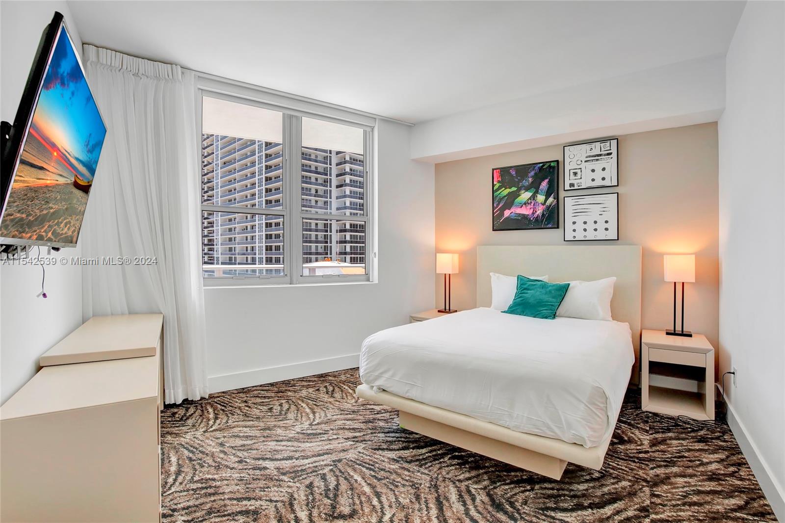 4111 S Ocean Dr 1001, Hollywood, Florida 33019, 3 Bedrooms Bedrooms, ,3 BathroomsBathrooms,Residential,For Sale,4111 S Ocean Dr 1001,A11542539