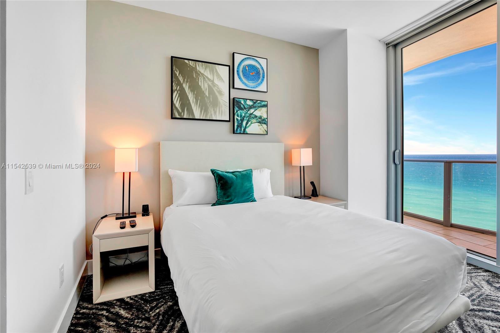 4111 S Ocean Dr 1001, Hollywood, Florida 33019, 3 Bedrooms Bedrooms, ,3 BathroomsBathrooms,Residential,For Sale,4111 S Ocean Dr 1001,A11542539